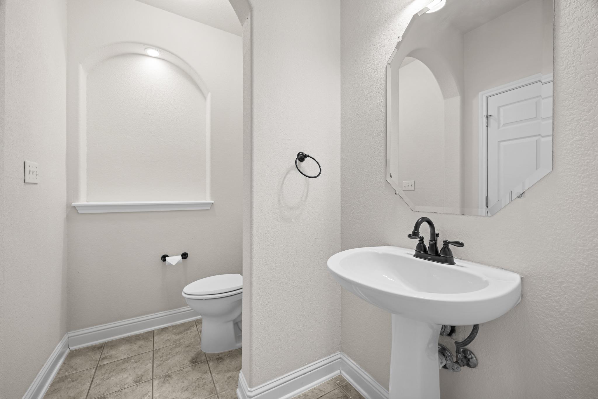 6819 Chalk Hill Dr Property Photo 21