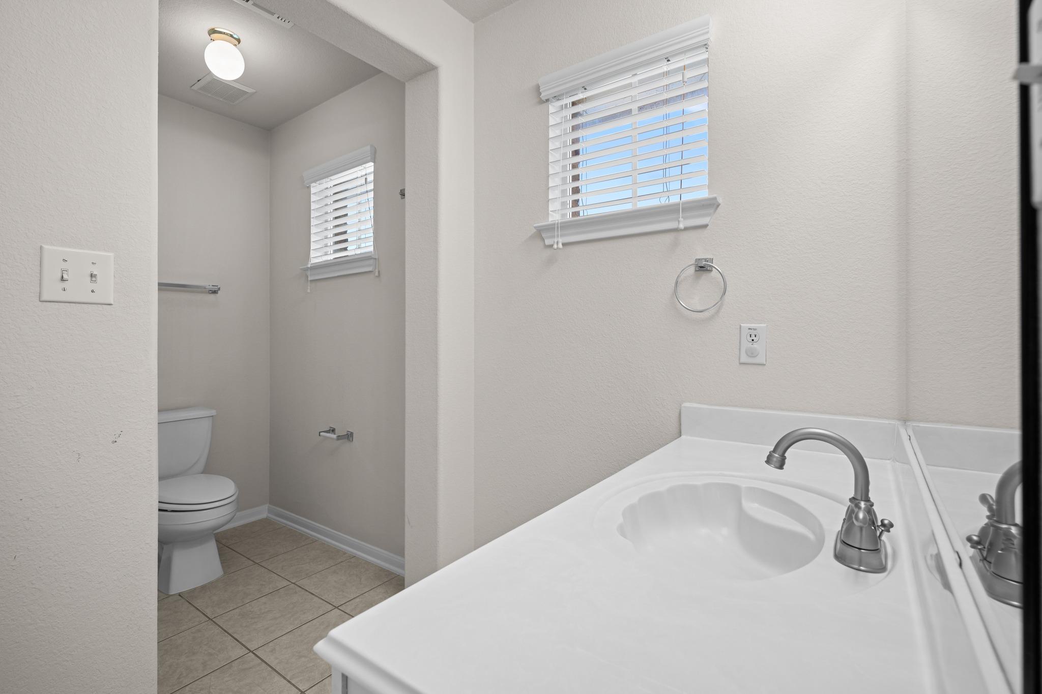 6819 Chalk Hill Dr Property Photo 26
