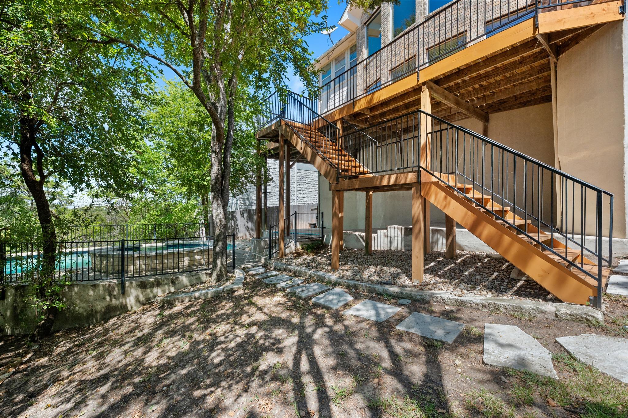 6819 Chalk Hill Dr Property Photo 39