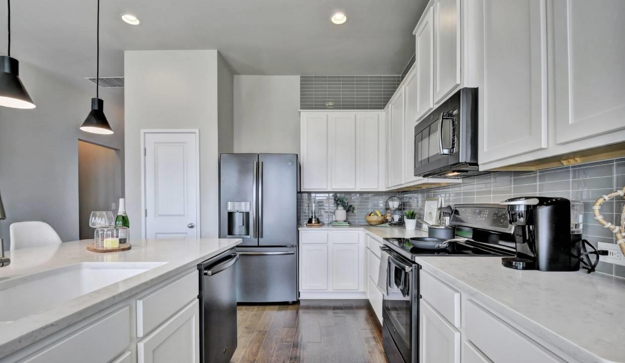 1205 Showbox St Property Photo 9