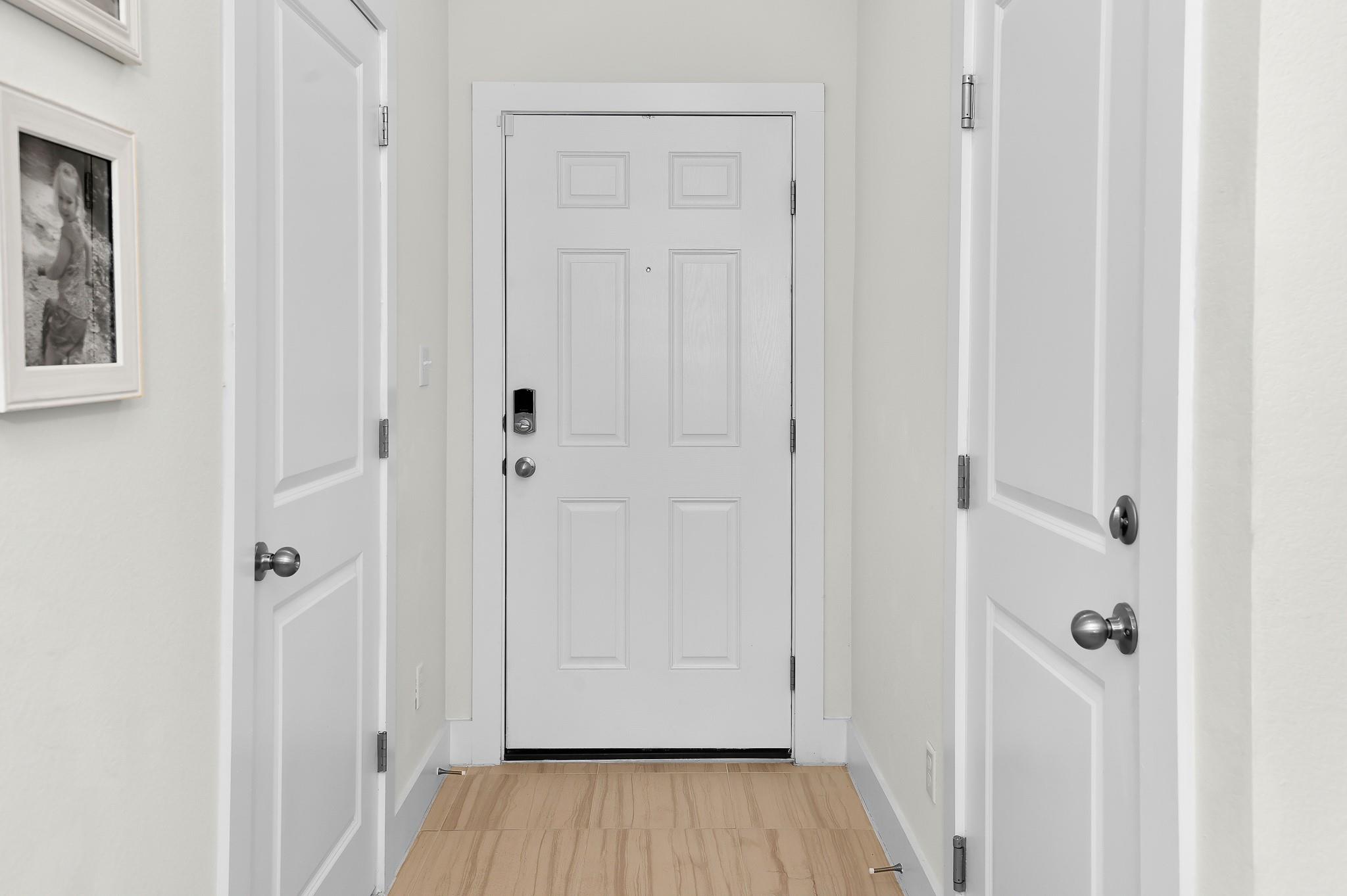 512 White Steppe Way Property Photo 5