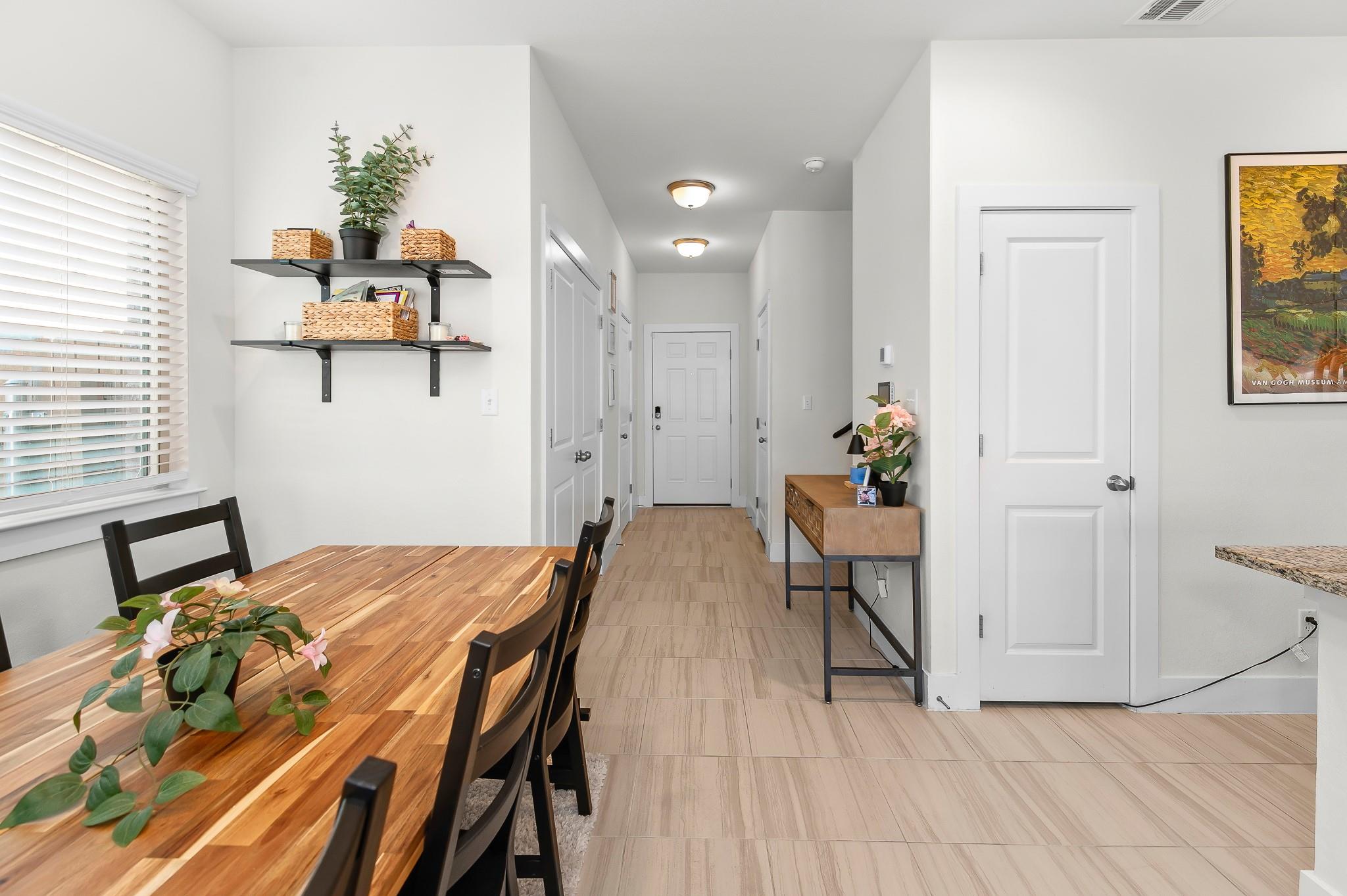 512 White Steppe Way Property Photo 12