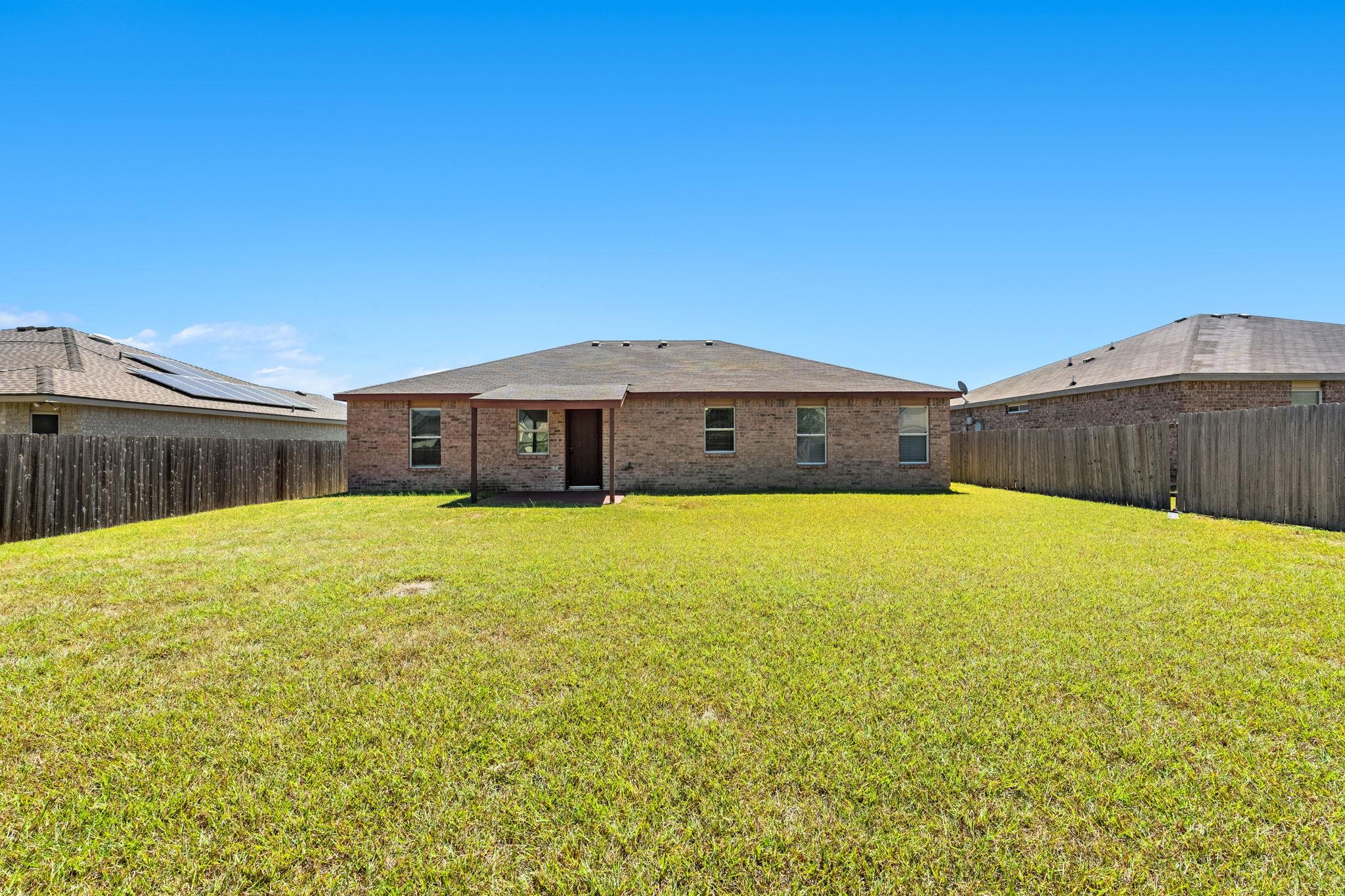 5101 Bridle Dr Property Photo 21