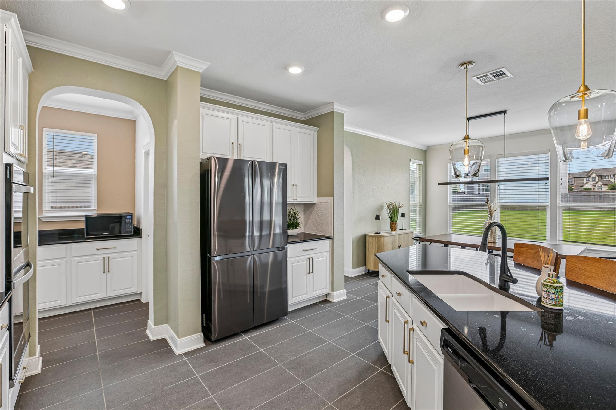 305 Kat Garnet Dr Property Photo 8