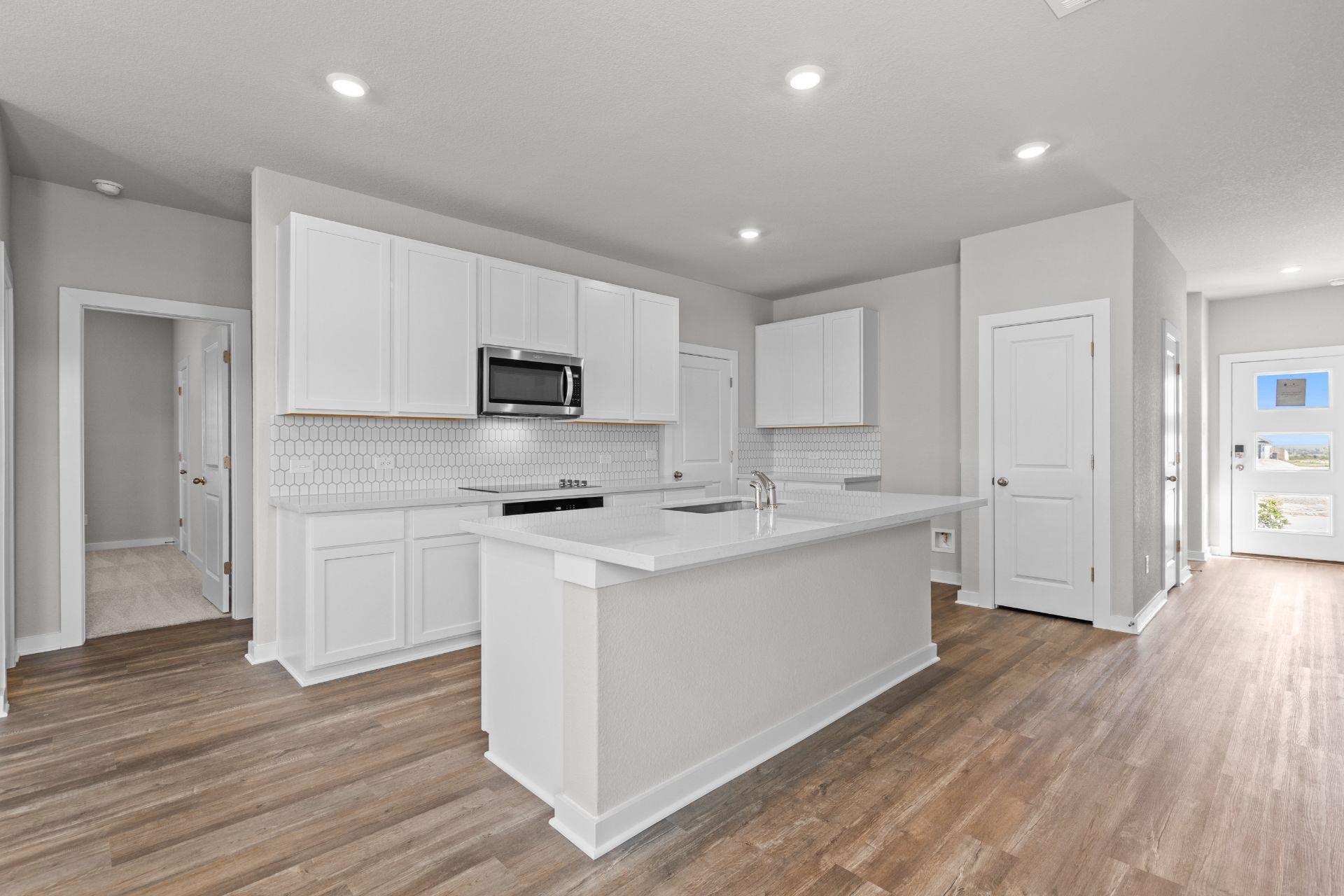 501 Sleep Hollow None Property Photo 6