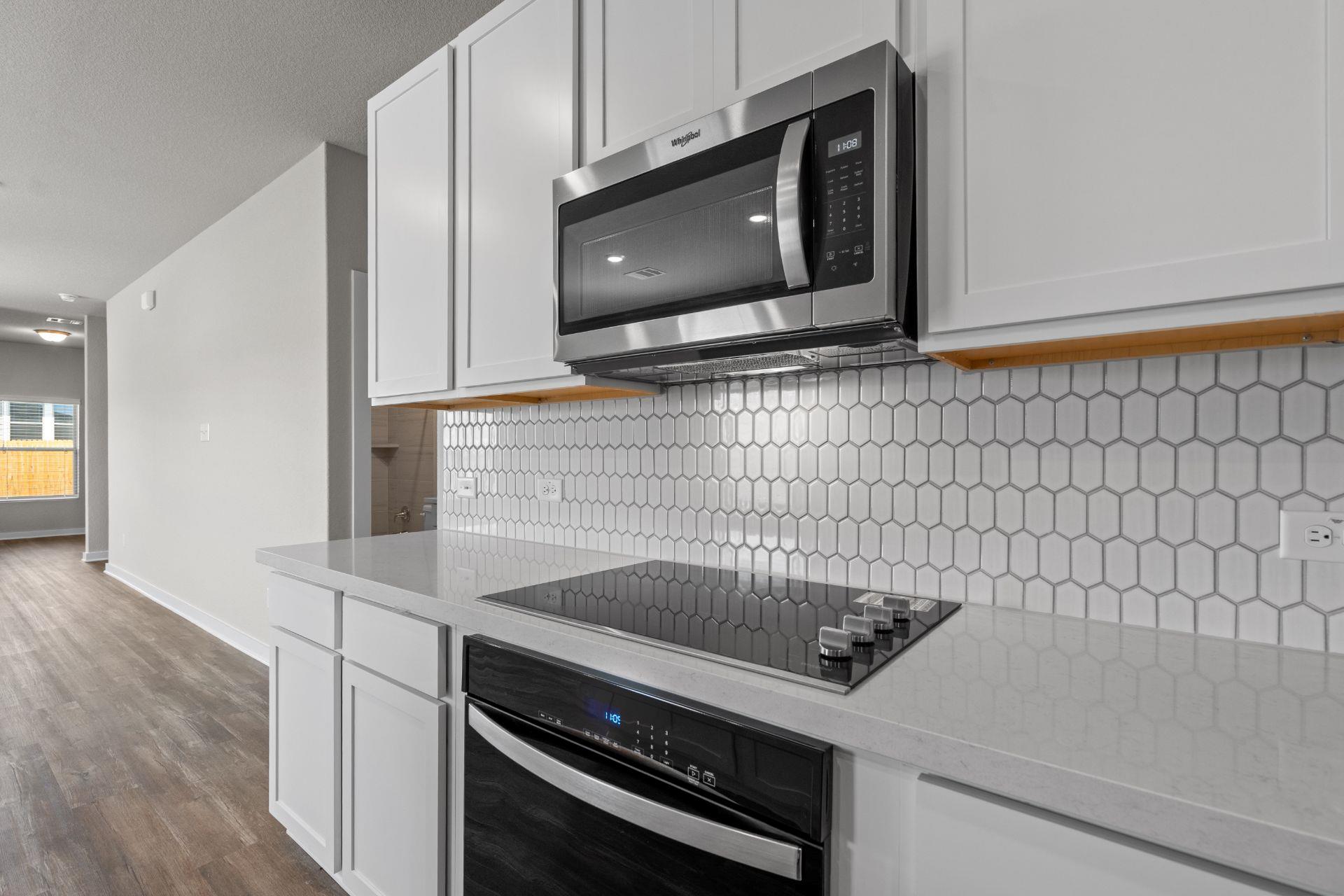 501 Sleep Hollow None Property Photo 8