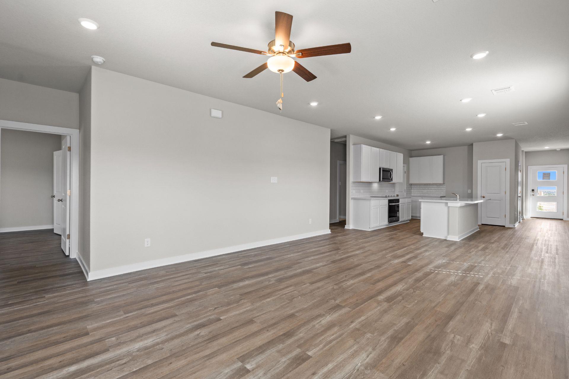 501 Sleep Hollow None Property Photo 9