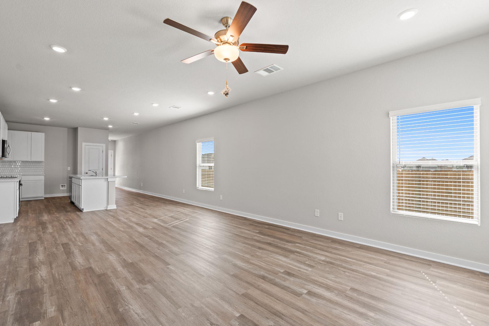 501 Sleep Hollow None Property Photo 10