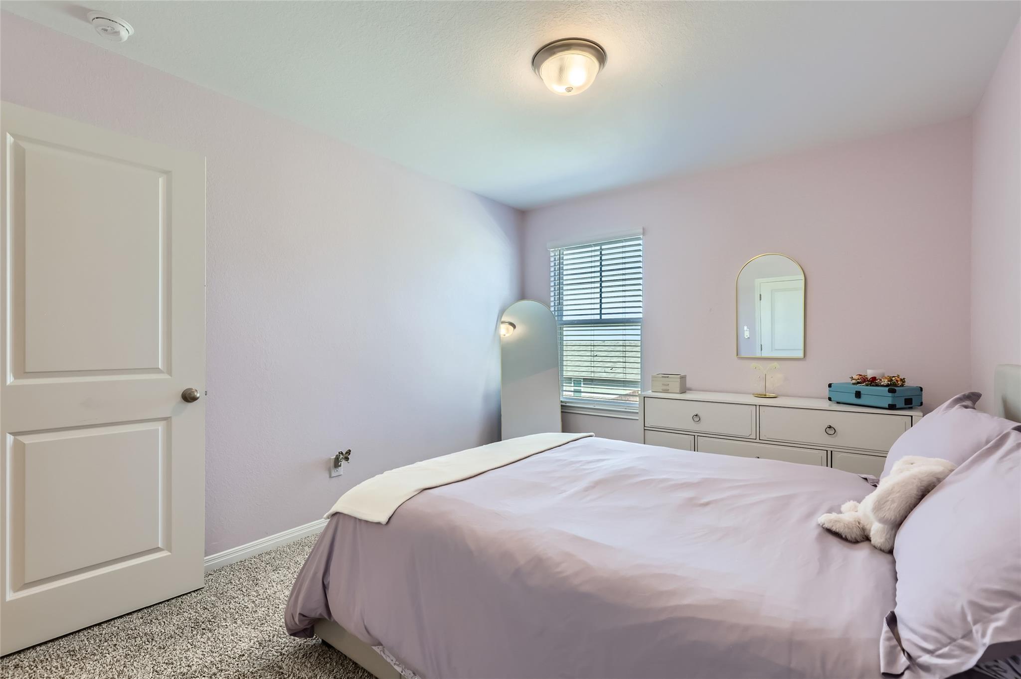 556 Loriner Way Property Photo 27