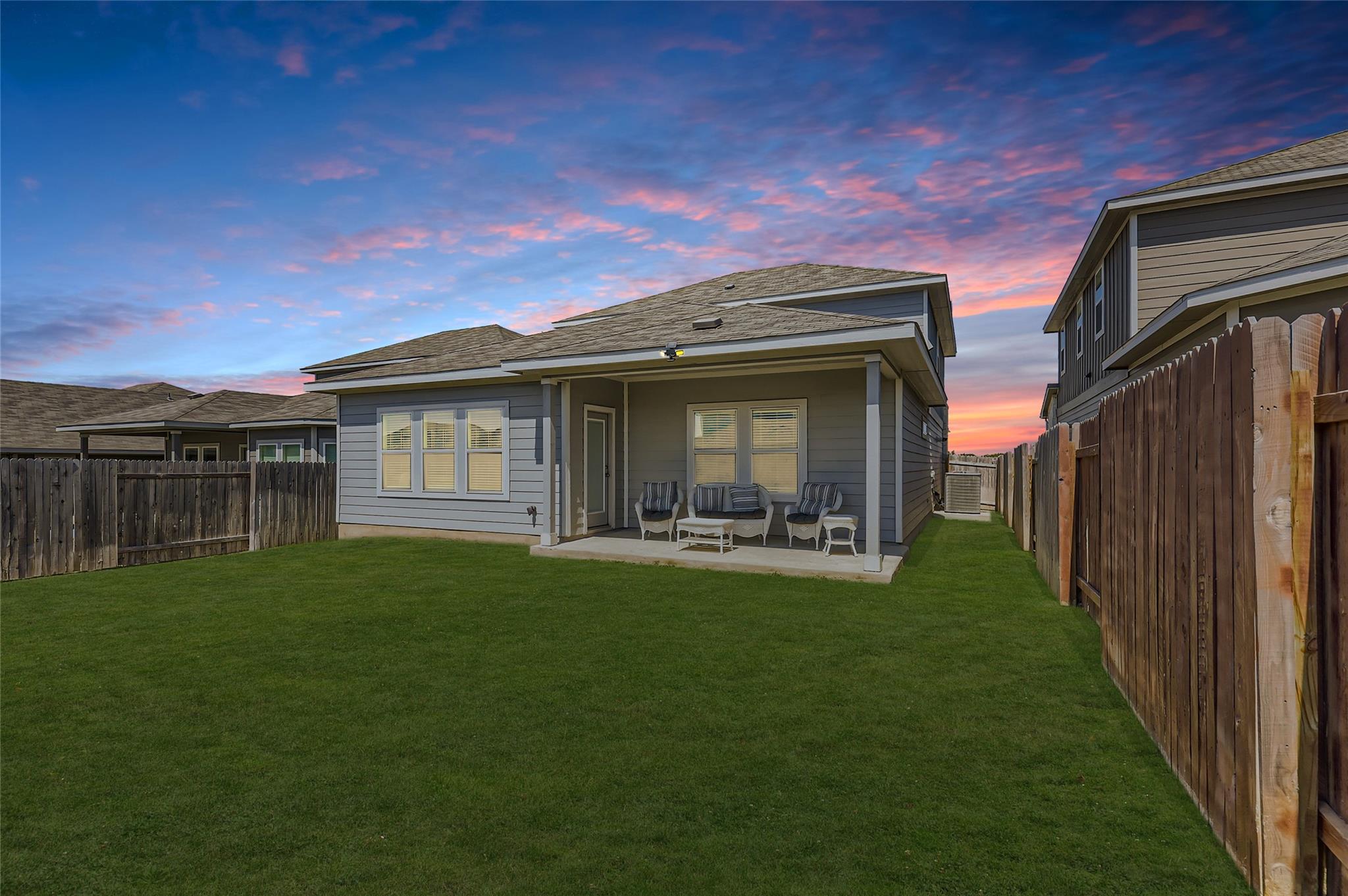 556 Loriner Way Property Photo 40