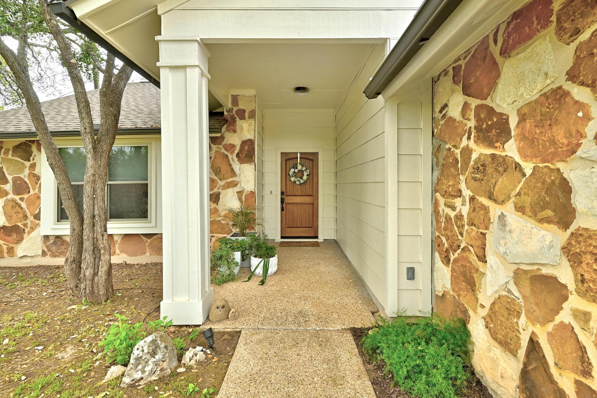 6567 Fair Valley Trl Property Photo 4