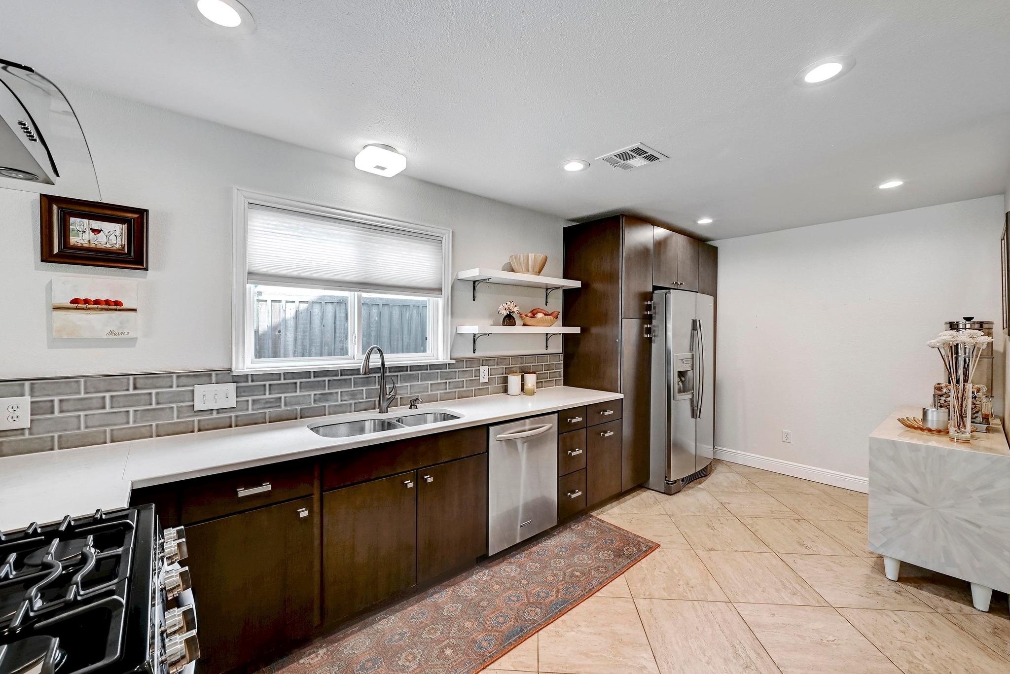 6567 Fair Valley Trl Property Photo 13