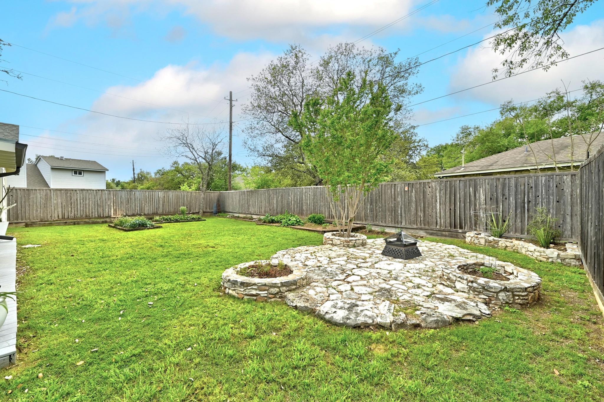 6567 Fair Valley Trl Property Photo 26