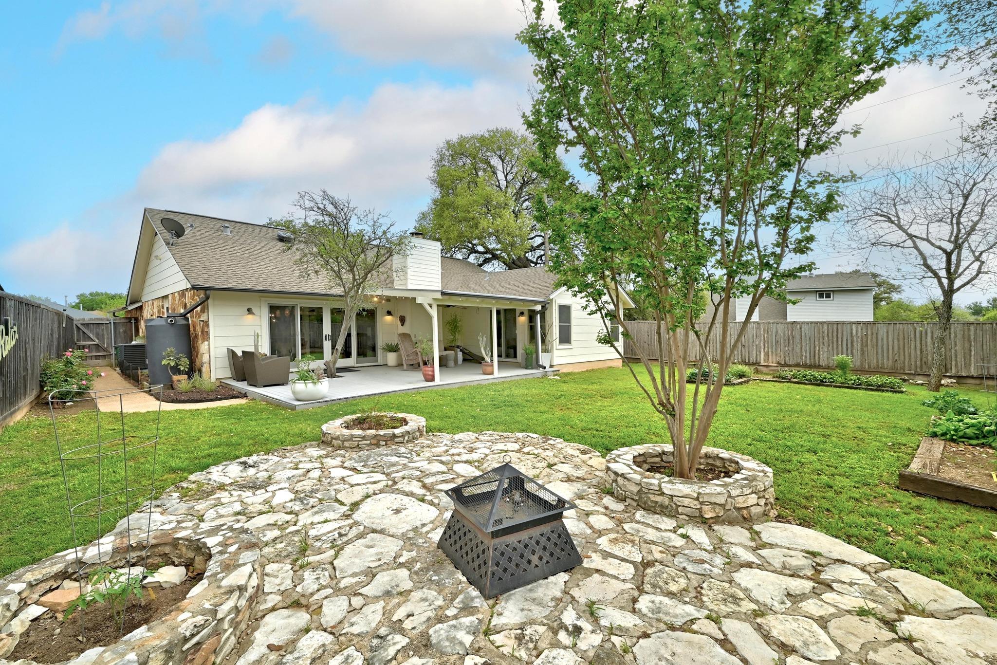 6567 Fair Valley Trl Property Photo 27