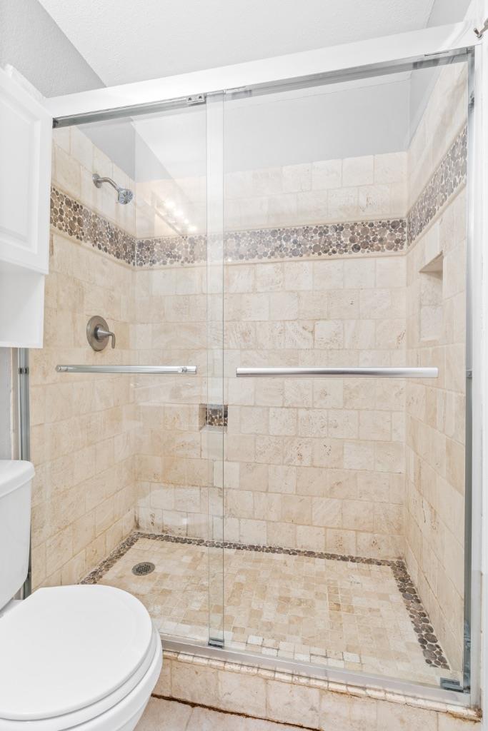 7228 Aldea Dr #b Property Photo 11