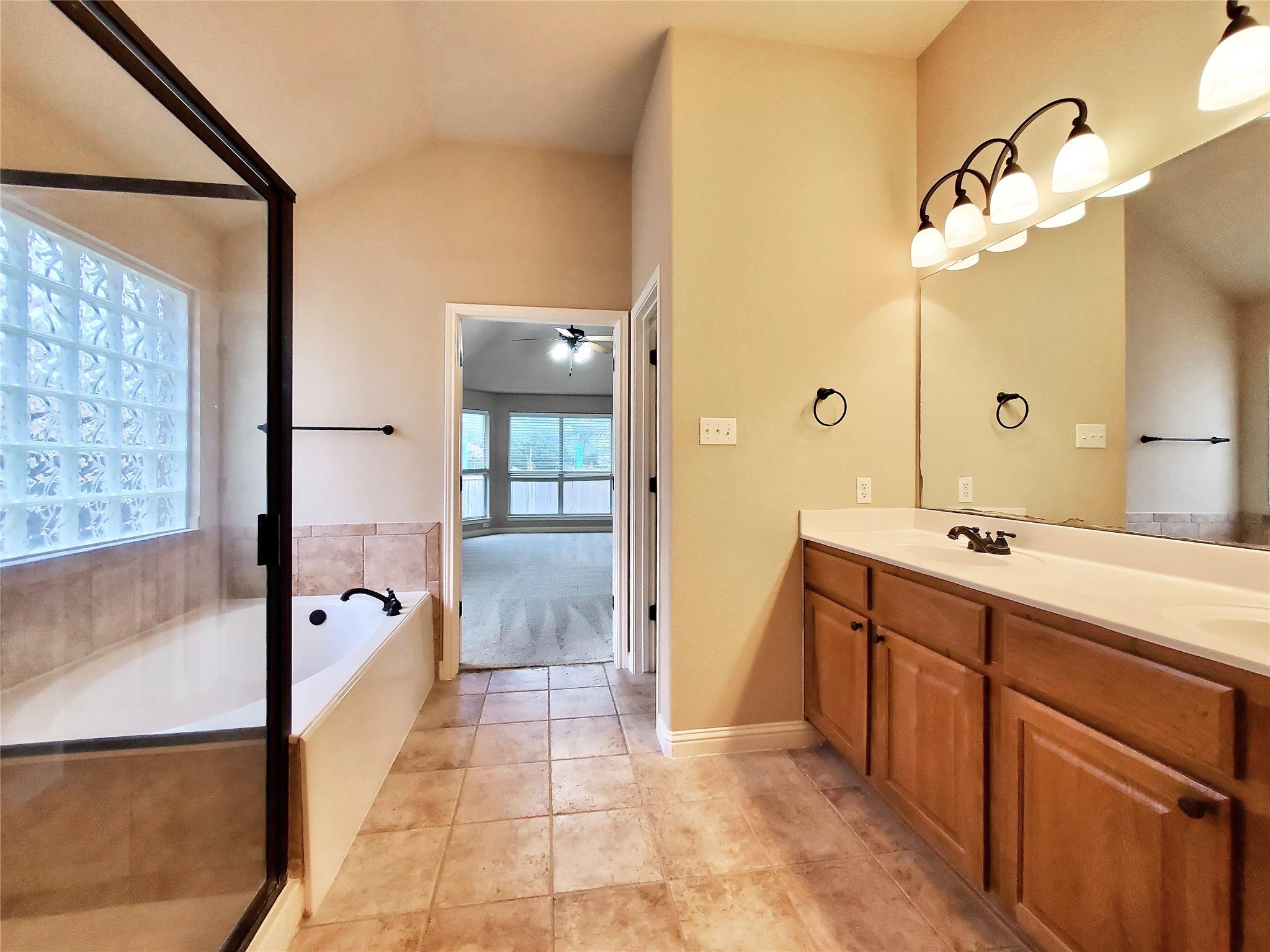 2506 Mancuso Bnd Property Photo 21