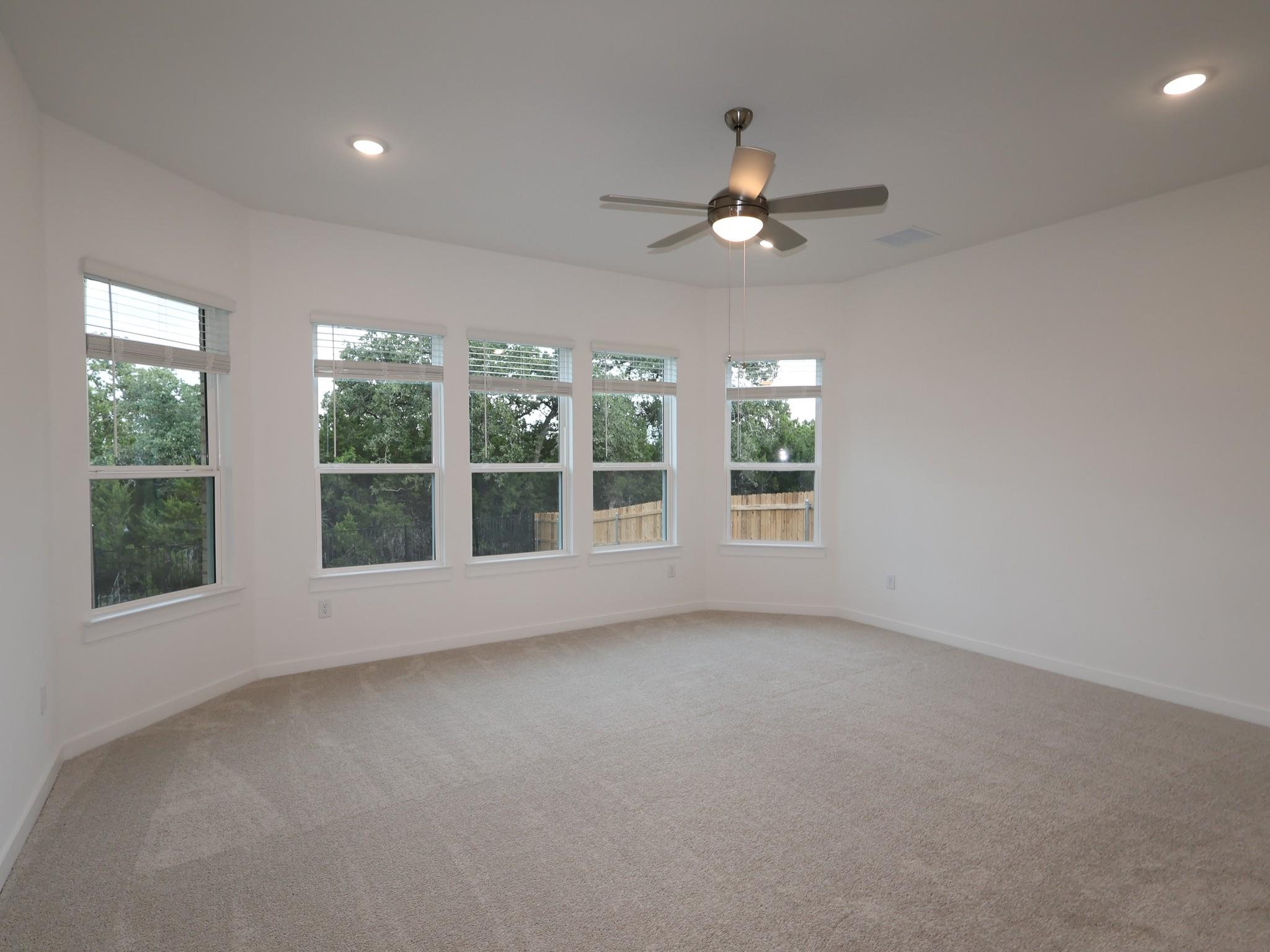 4012 Fulton Dr Property Photo 10