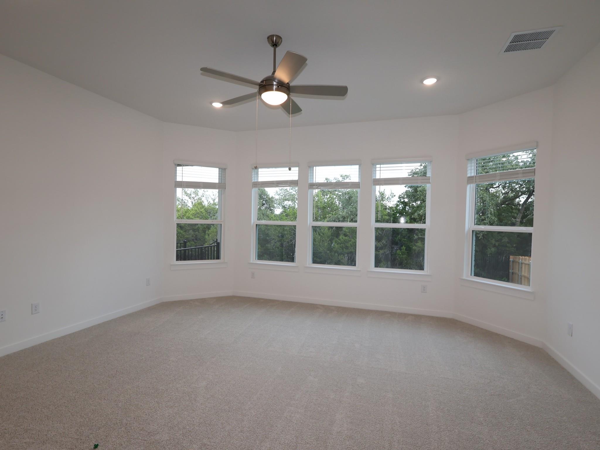4012 Fulton Dr Property Photo 11