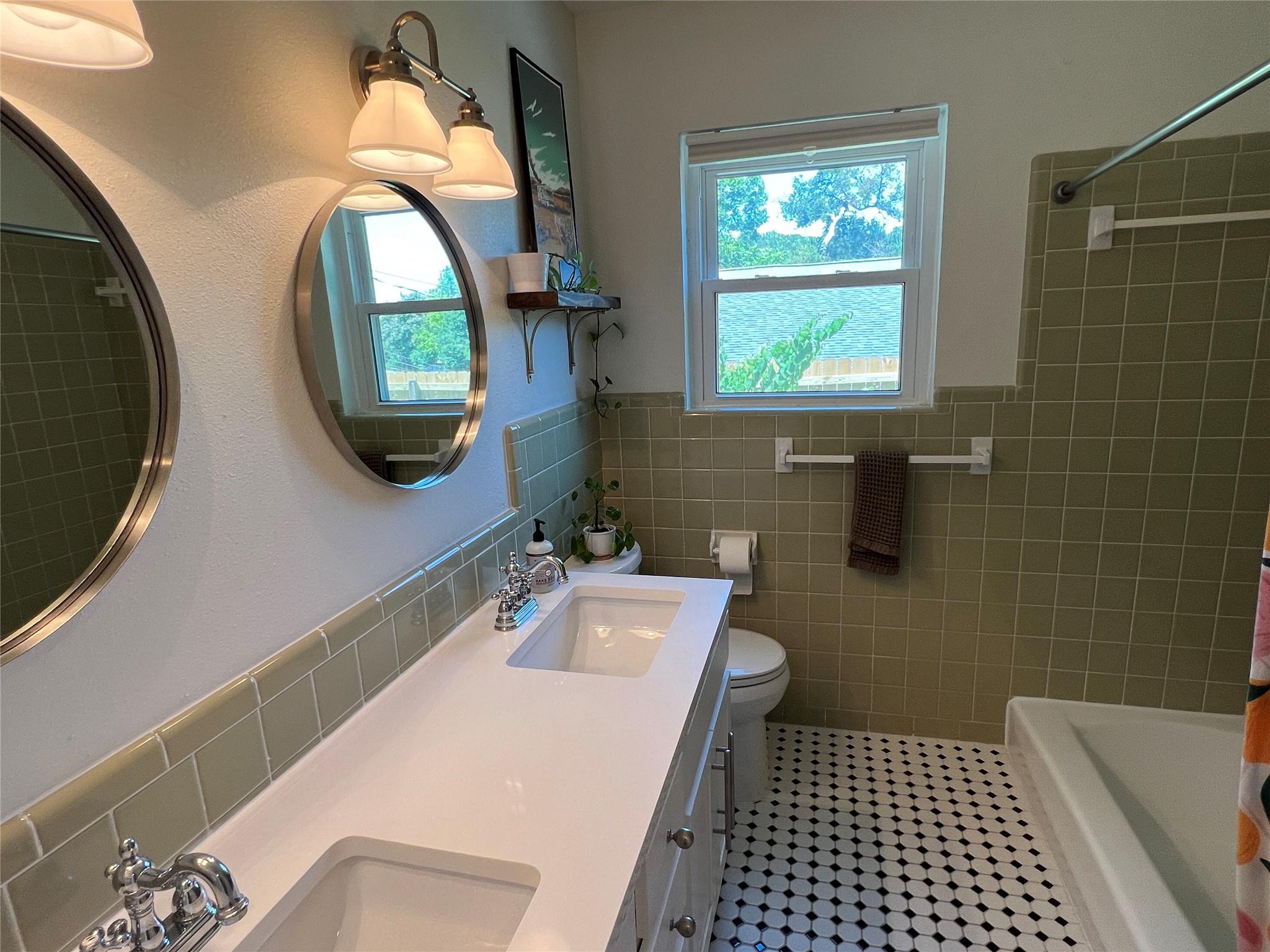 1200 Somerset Ave Property Photo 19