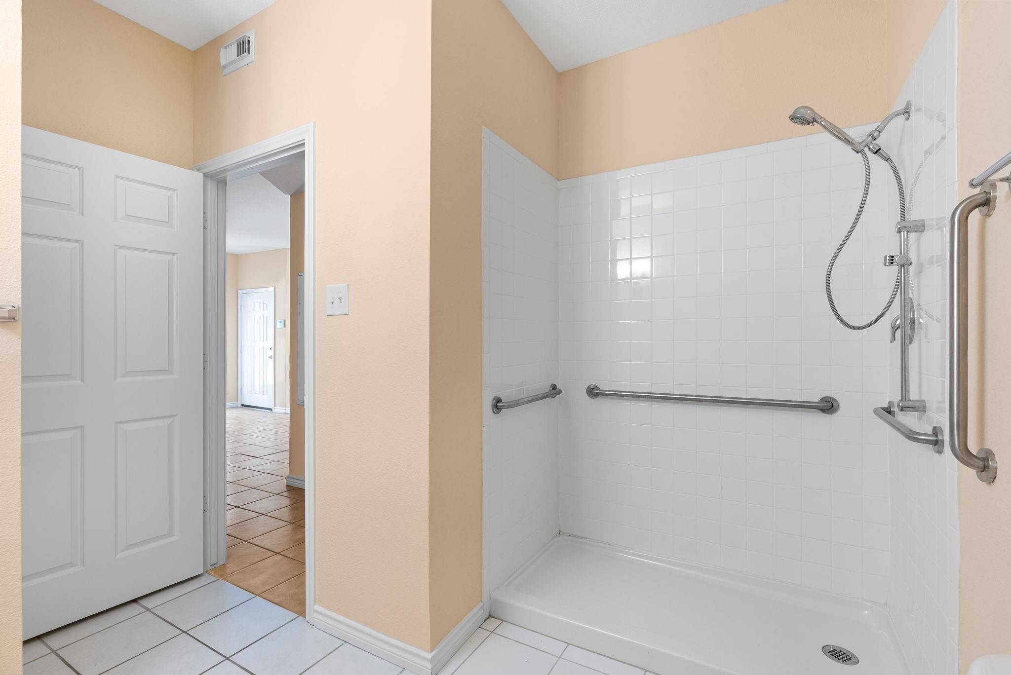 2450 Wickersham Ln #109 Property Photo 10