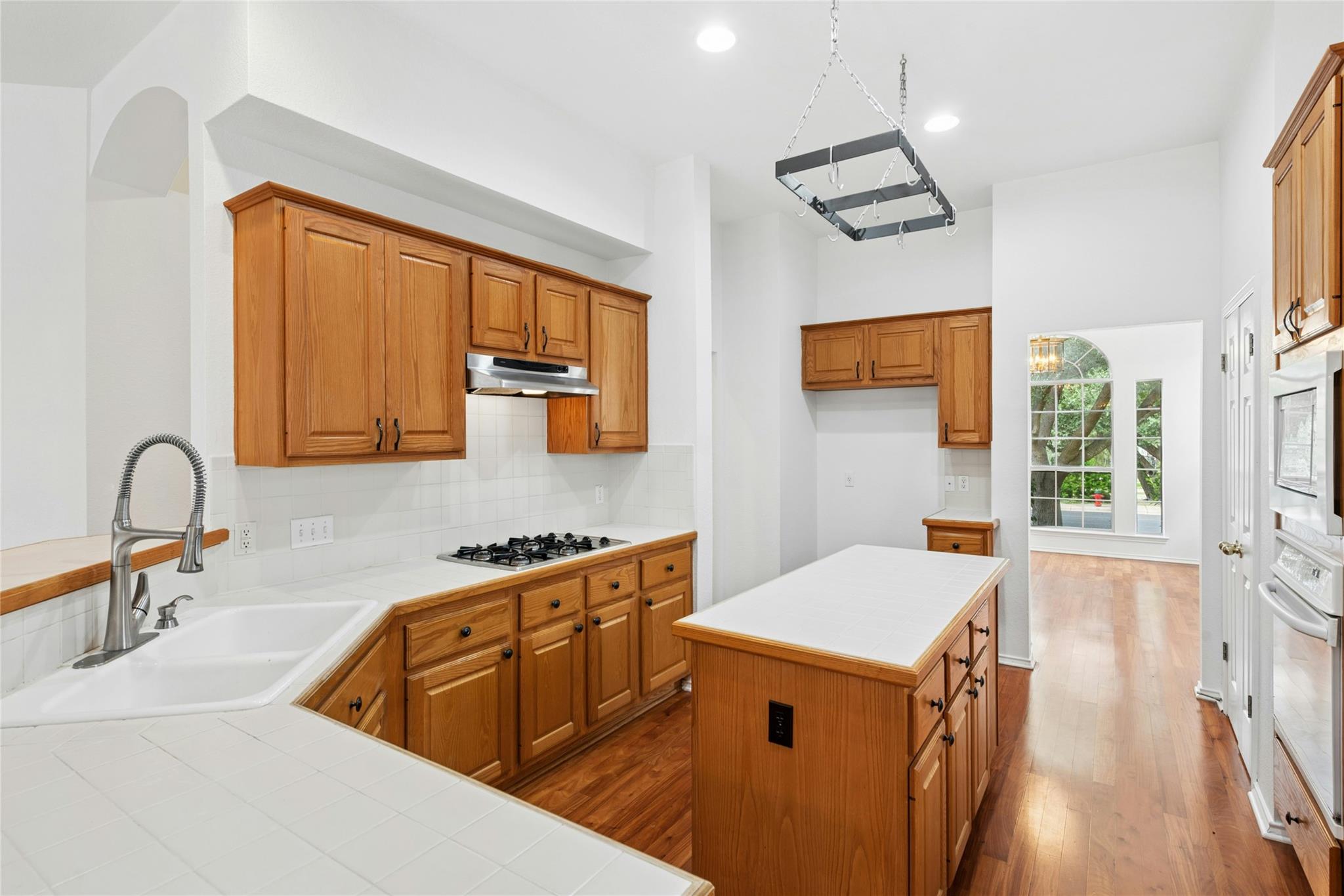 1421 Hargis Crk Property Photo 13