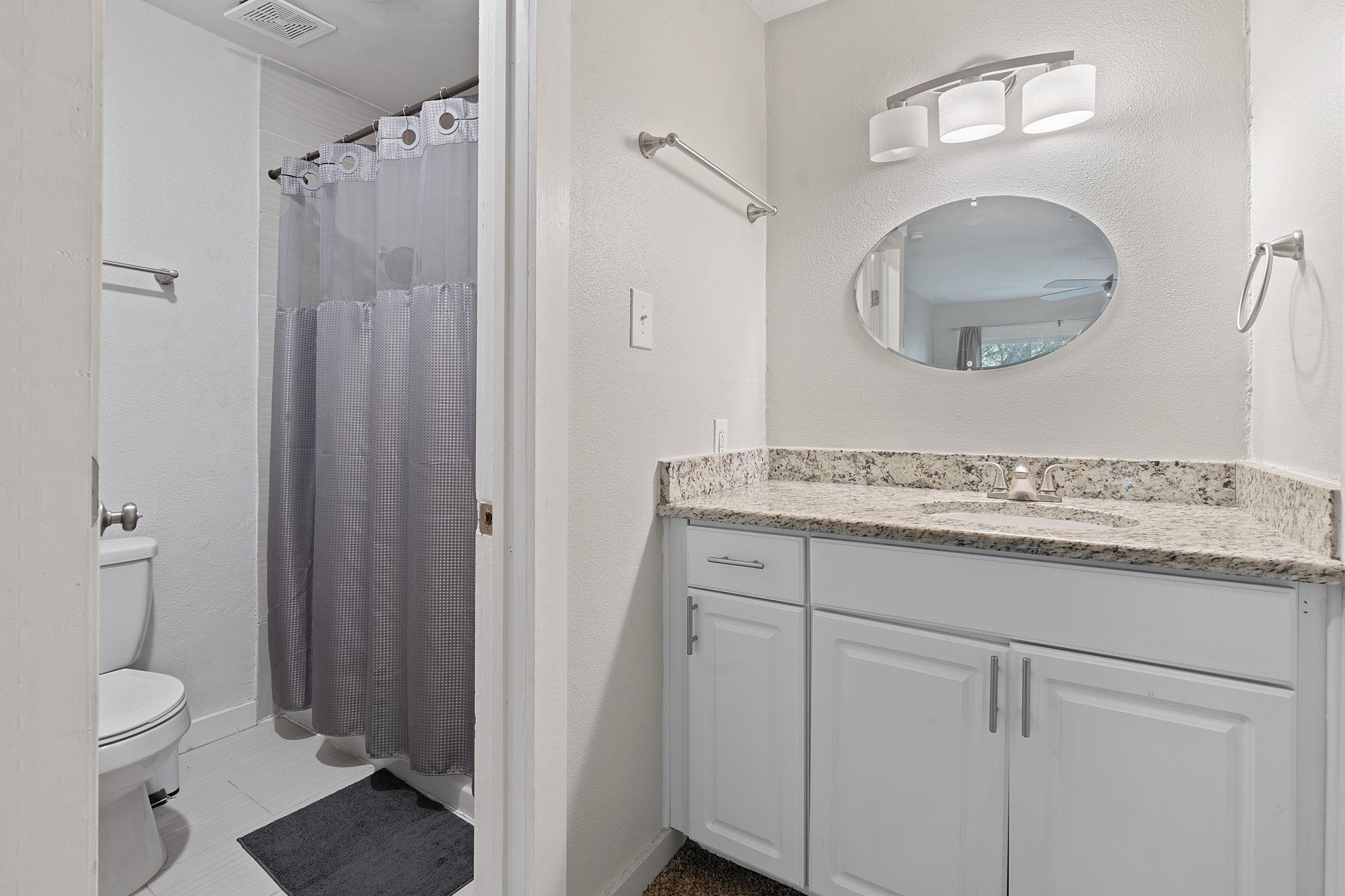 2603 Parker Ln #b Property Photo 12