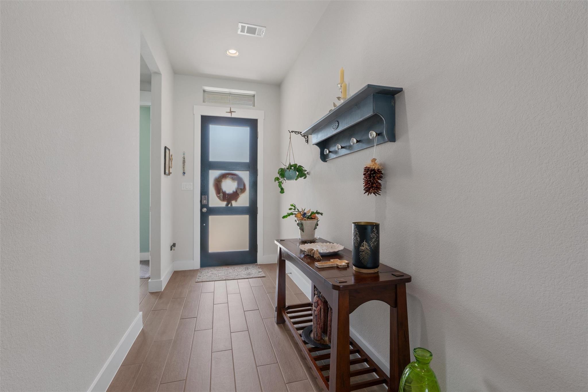 653 Coyote Creek Way Property Photo 4