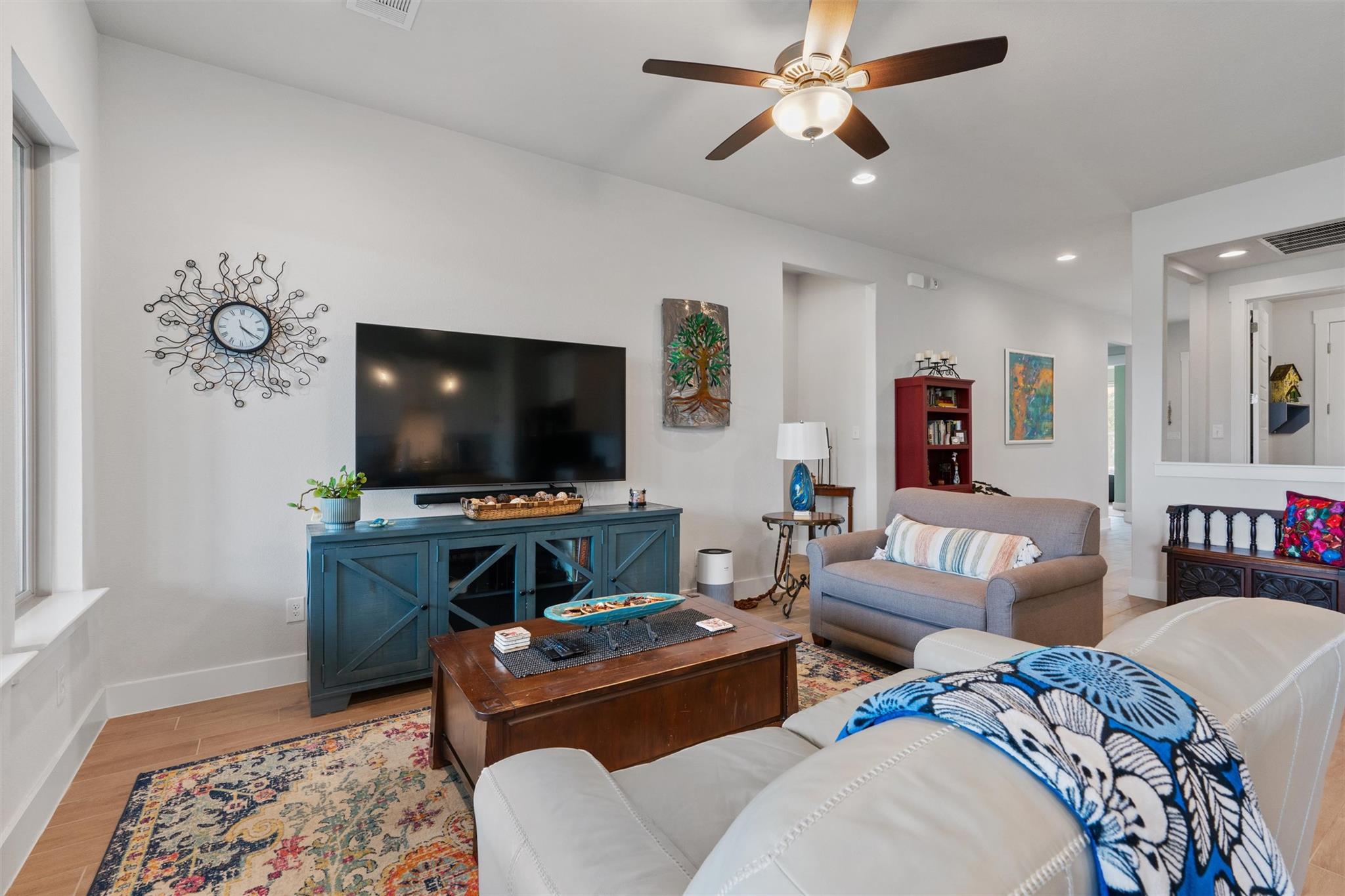 653 Coyote Creek Way Property Photo 11