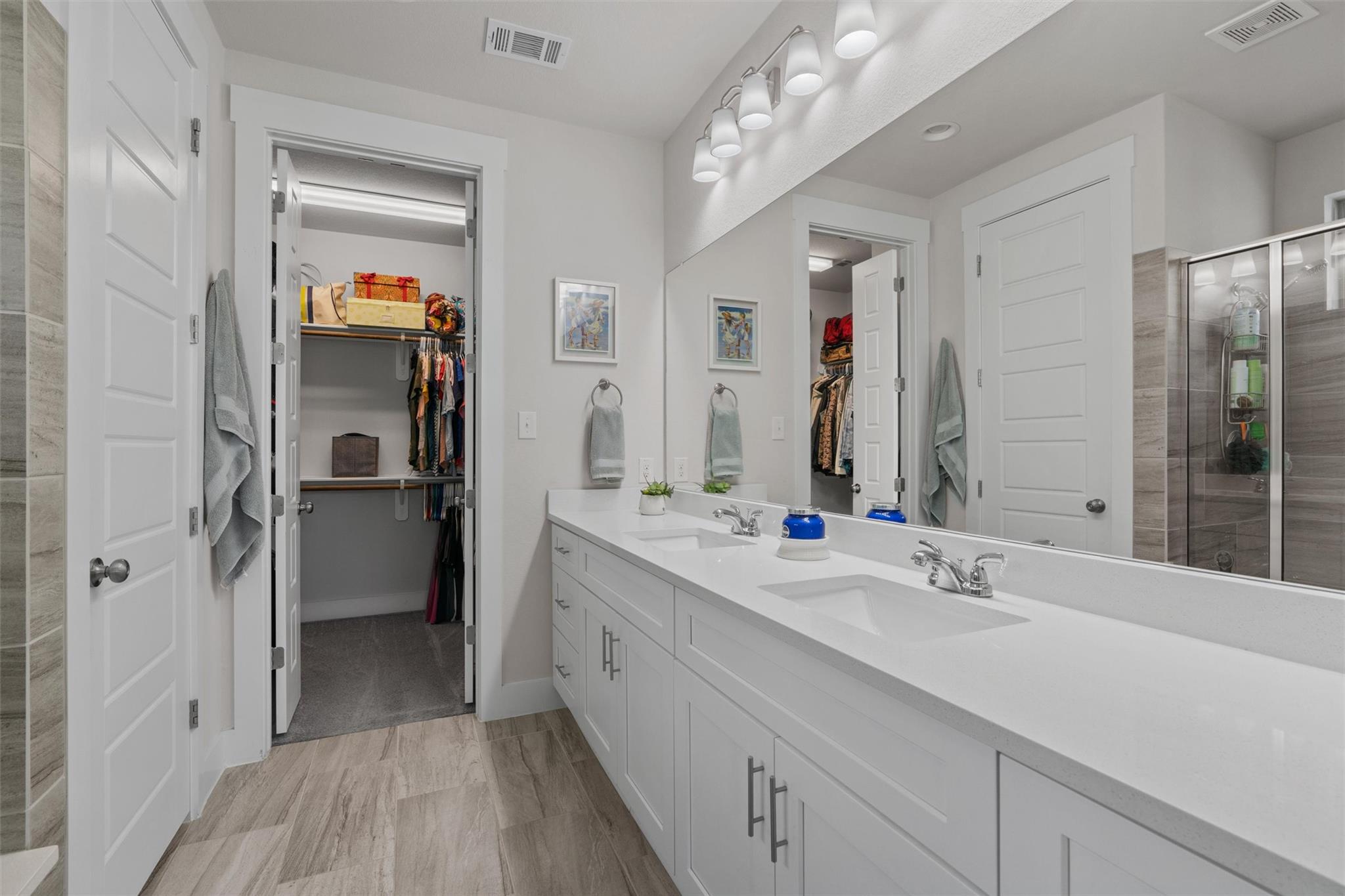 653 Coyote Creek Way Property Photo 18