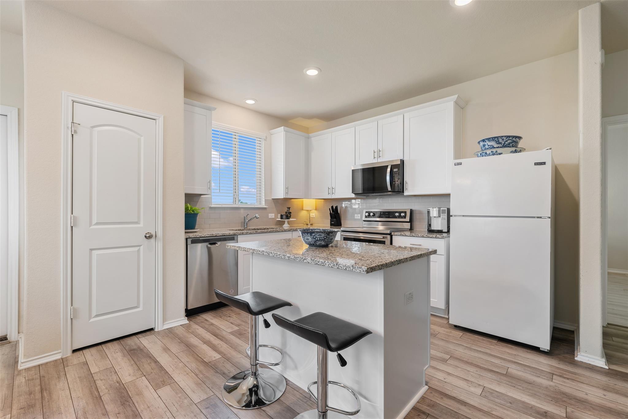 225 Gunther Way Property Photo 16