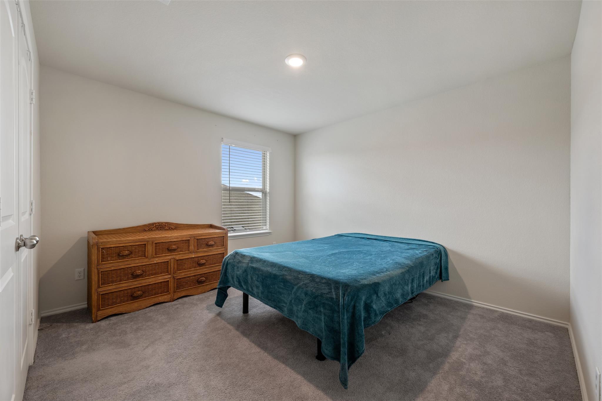 225 Gunther Way Property Photo 32