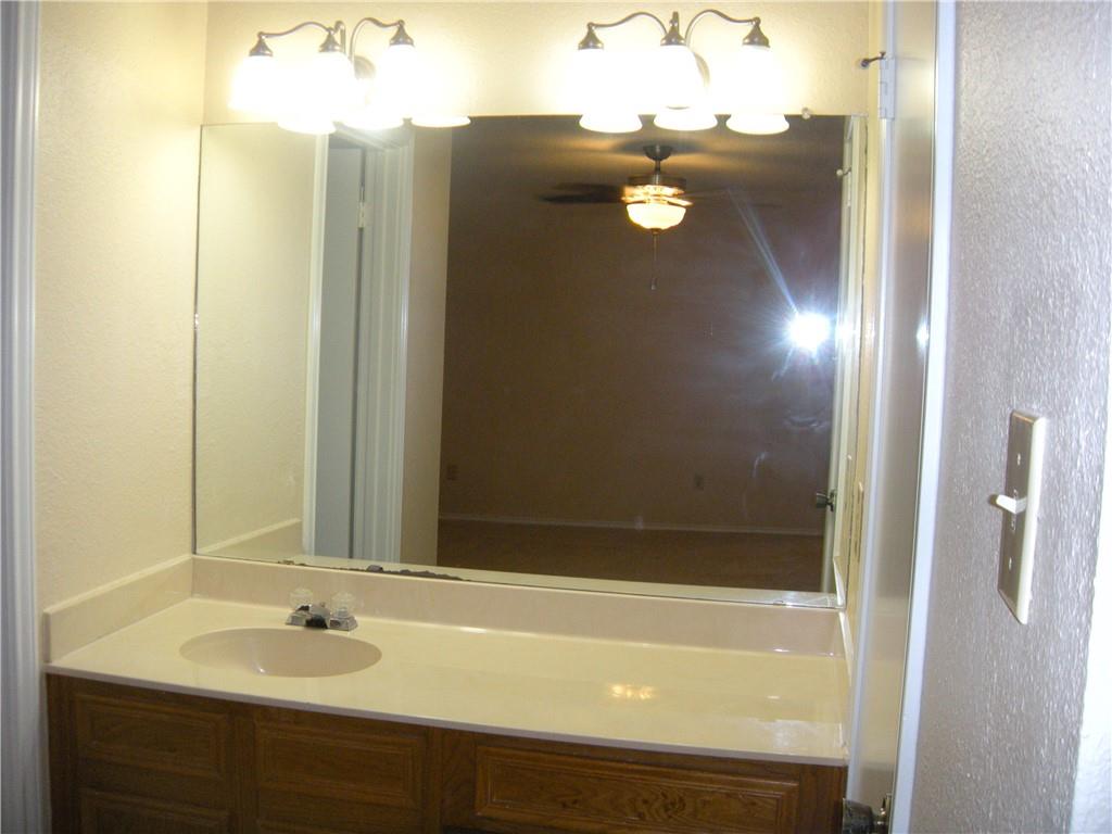 12904 Odie Ln Property Photo 9