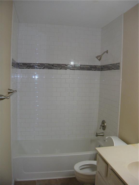 12904 Odie Ln Property Photo 10