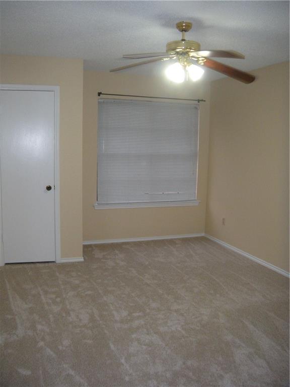 12904 Odie Ln Property Photo 14