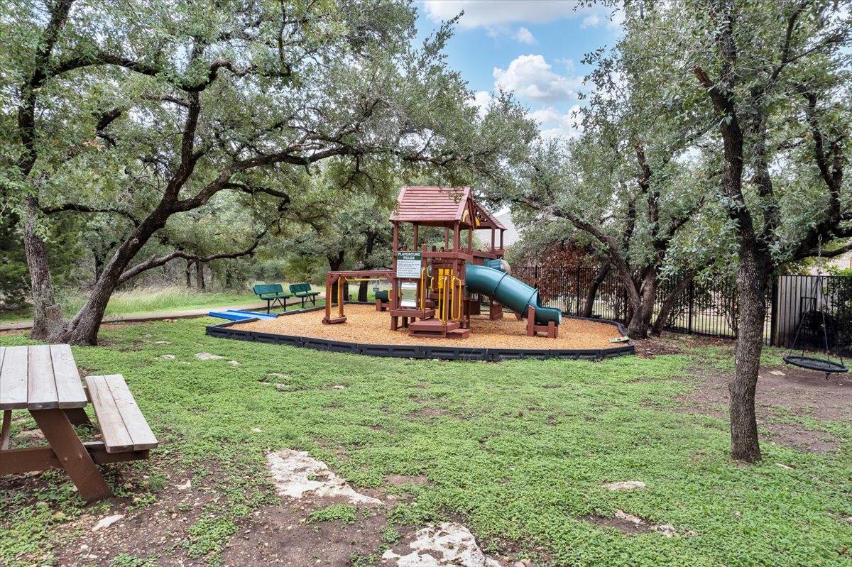 509 Fair Oaks Dr Property Photo 38