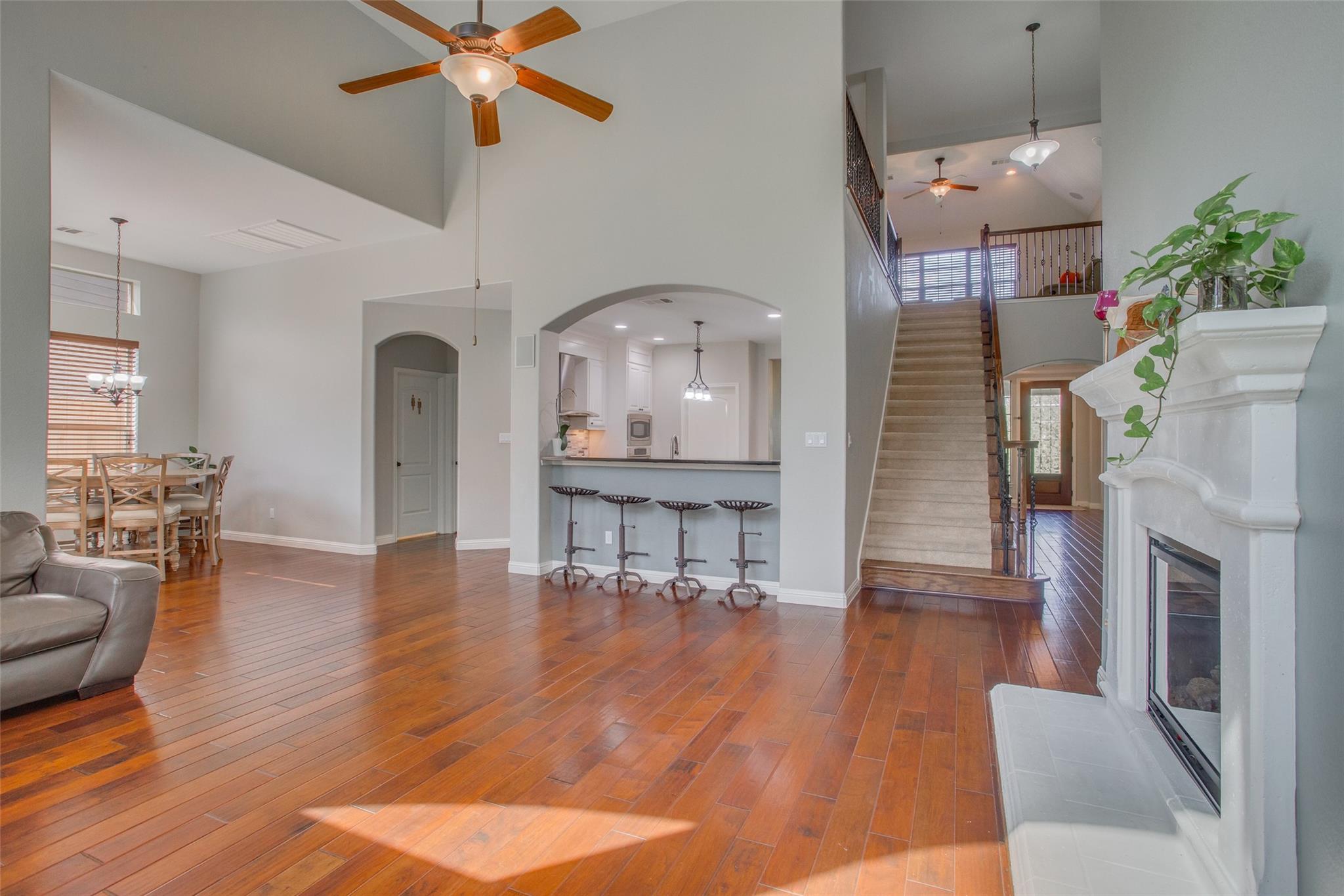 12221 Montclair Bnd Property Photo 8