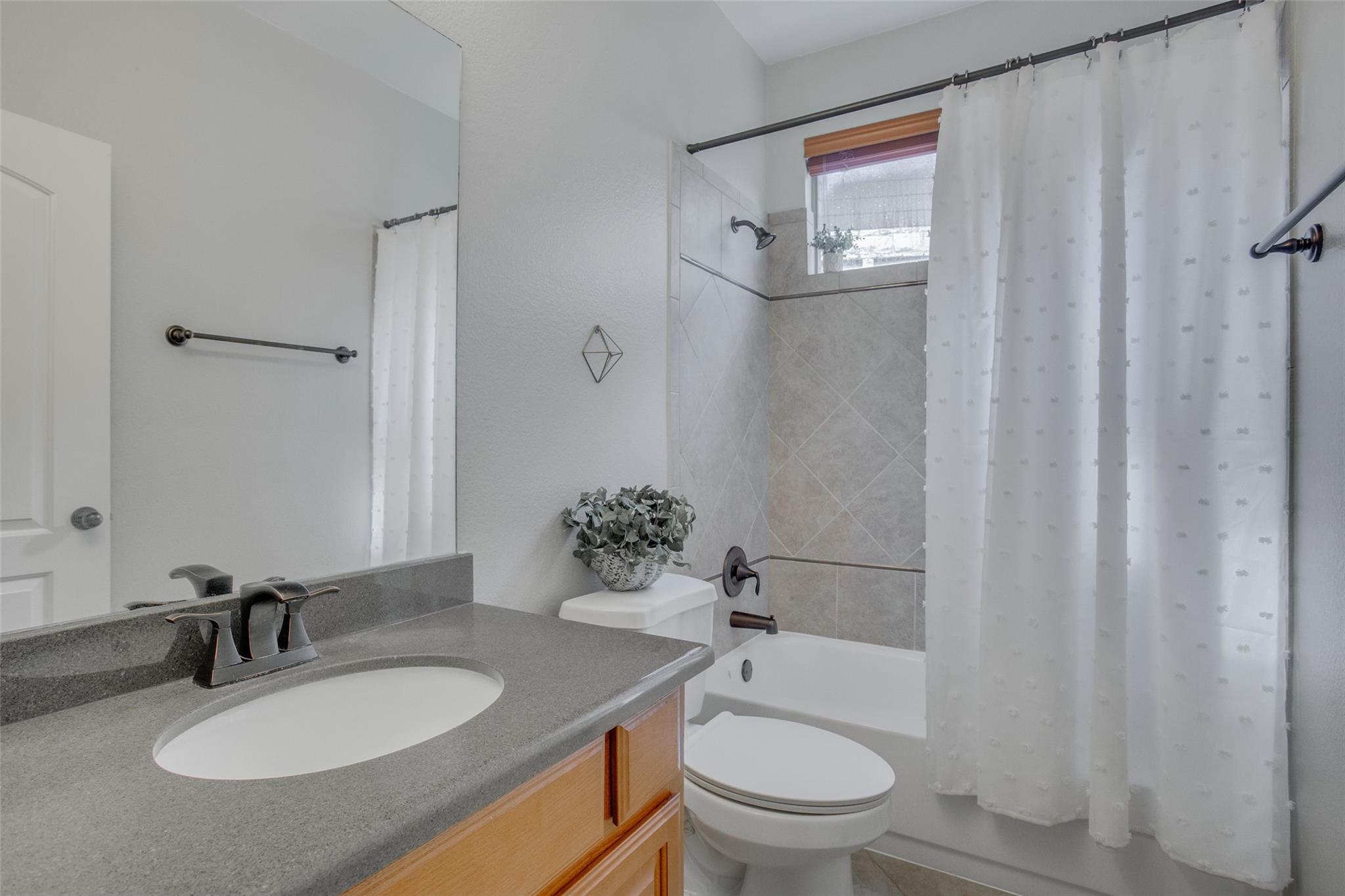 12221 Montclair Bnd Property Photo 14