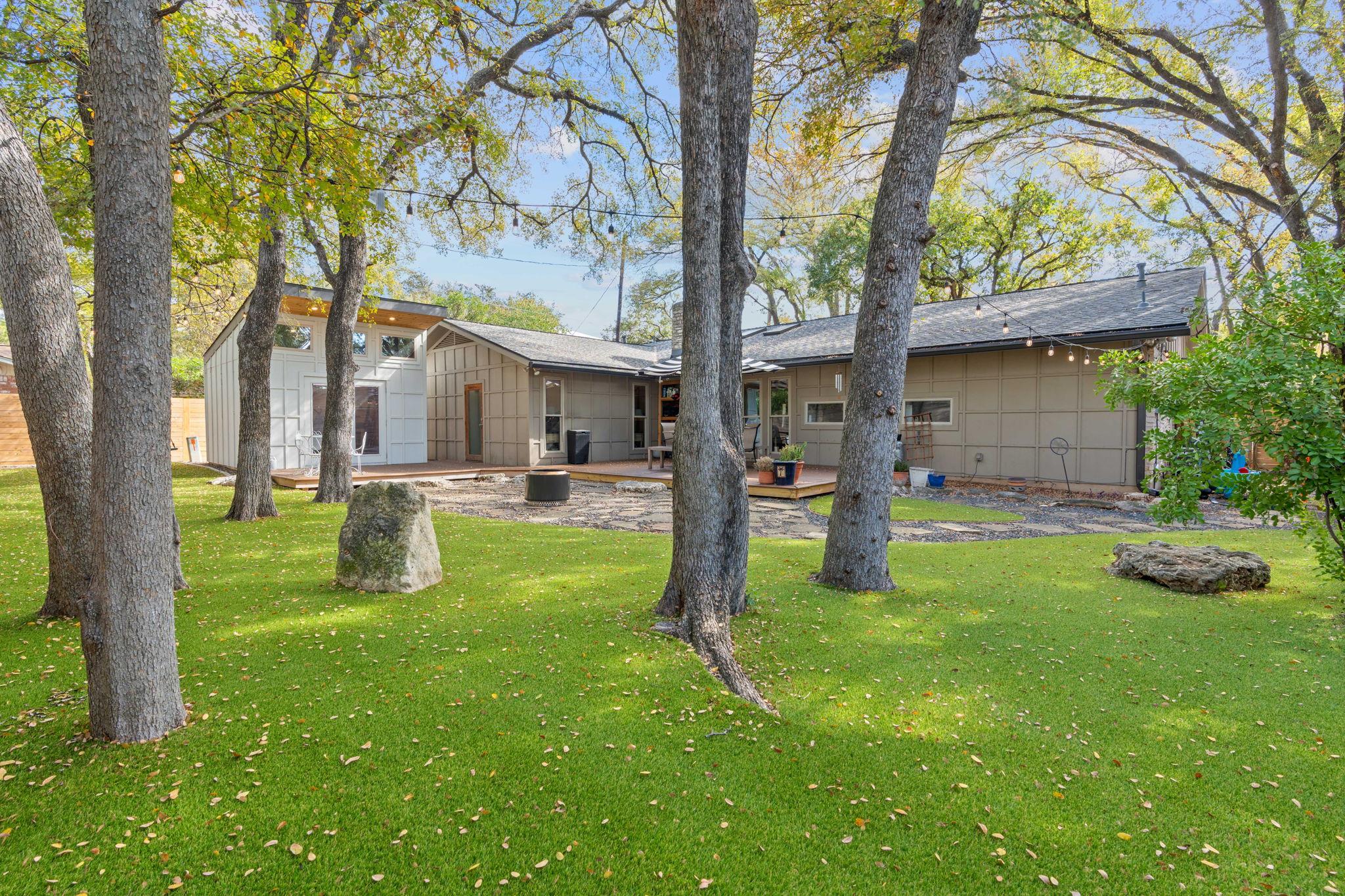 12904 Trailwood Rd Property Photo 32