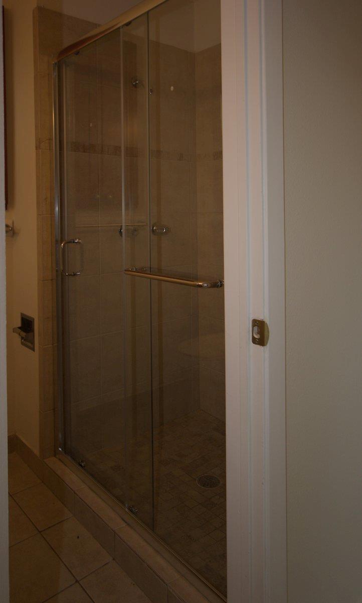 5204 Village Trl Property Photo 9
