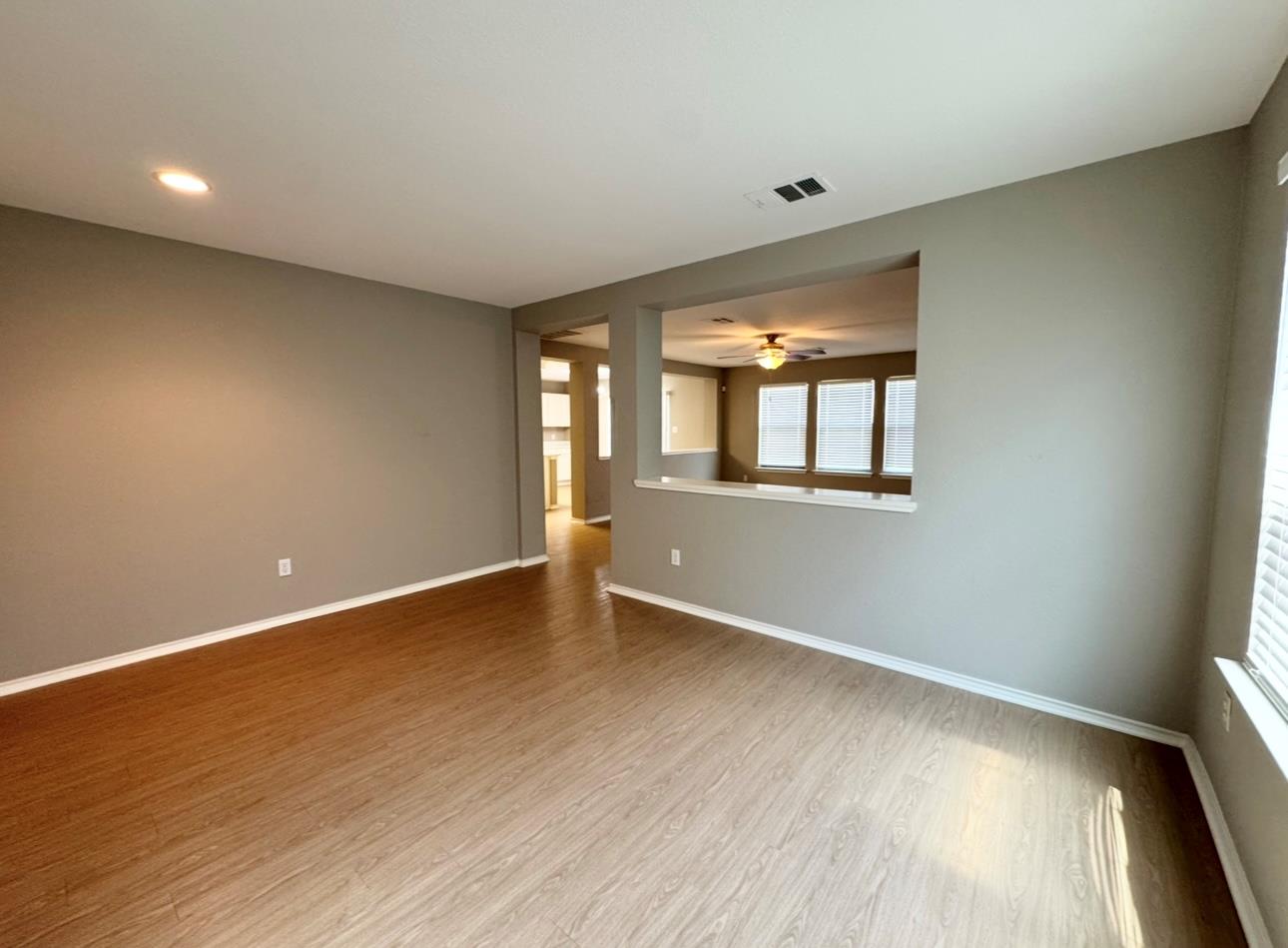 109 Kendall Cv Property Photo 5