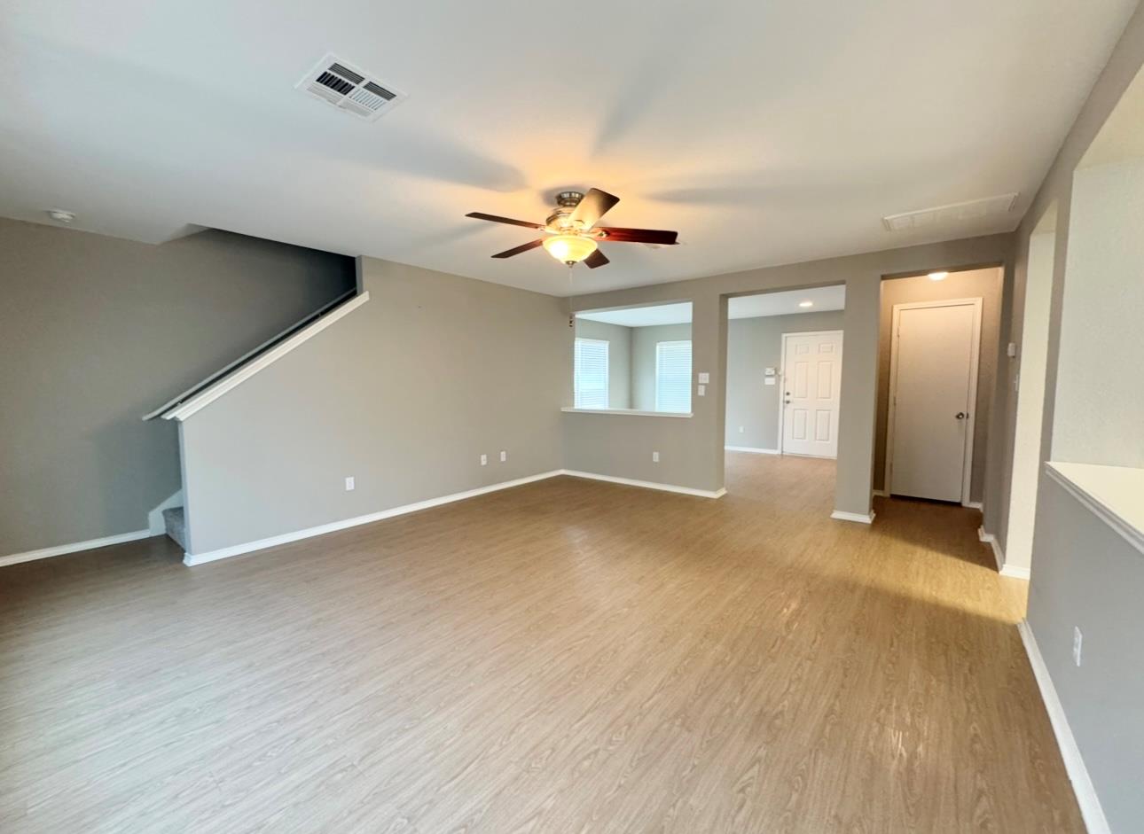 109 Kendall Cv Property Photo 7