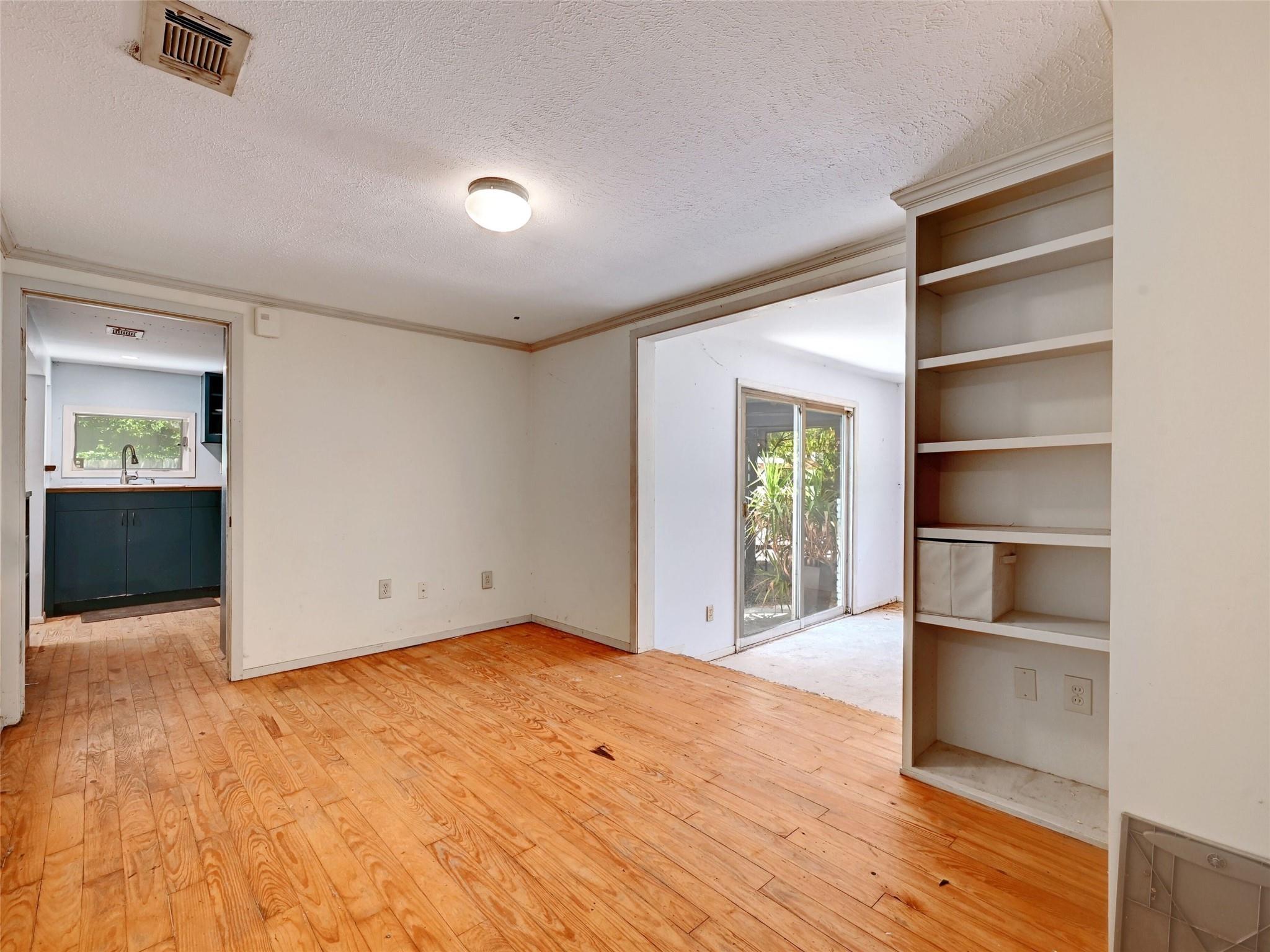 1181 Ridgeway Dr Property Photo 12