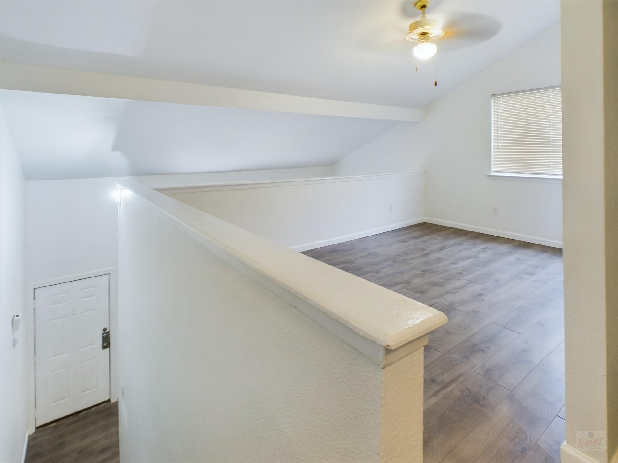 2124 Burton Dr #140 Property Photo 13