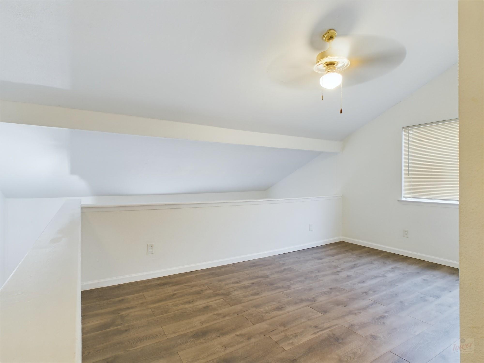 2124 Burton Dr #140 Property Photo 15