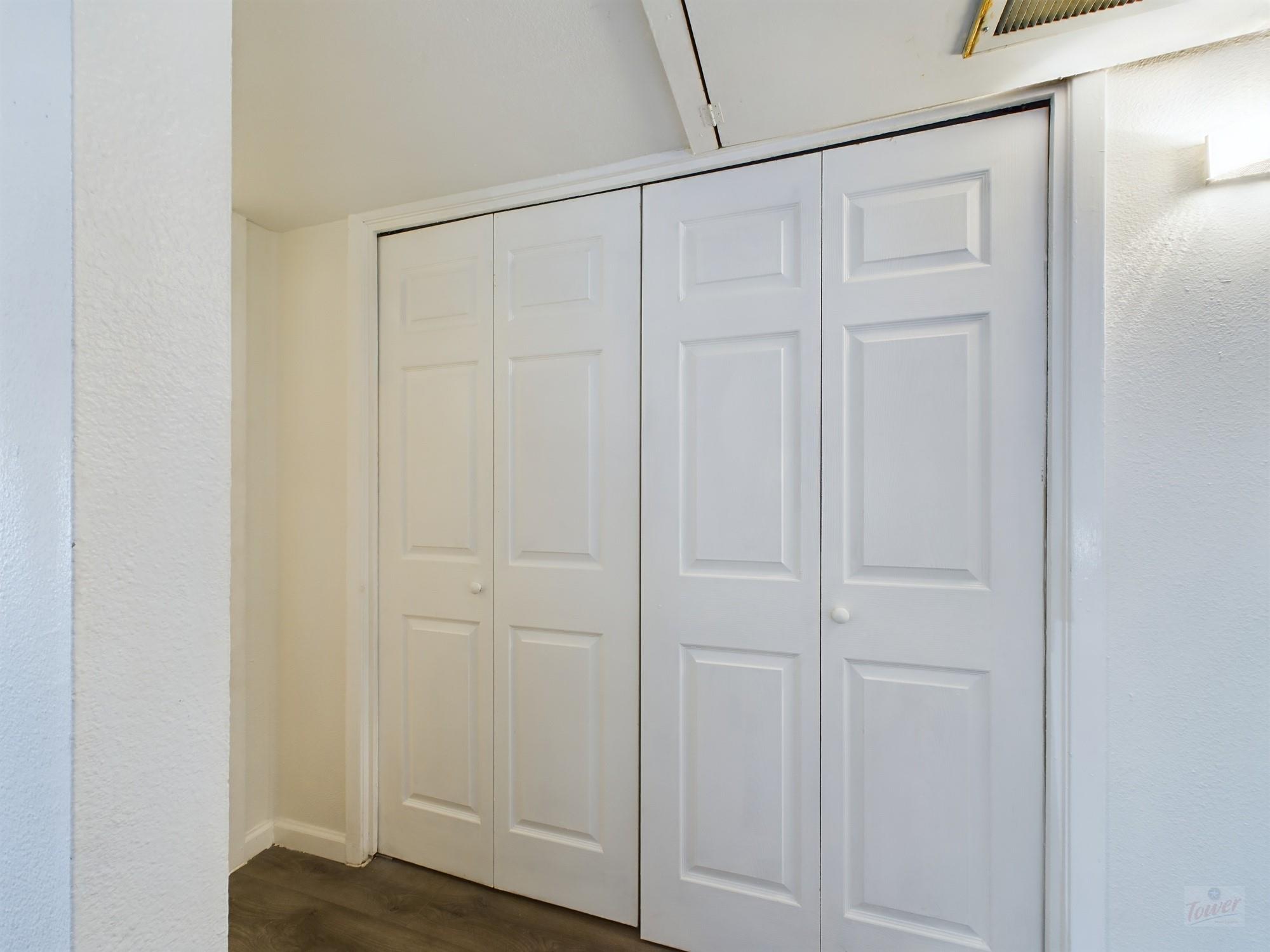 2124 Burton Dr #140 Property Photo 20