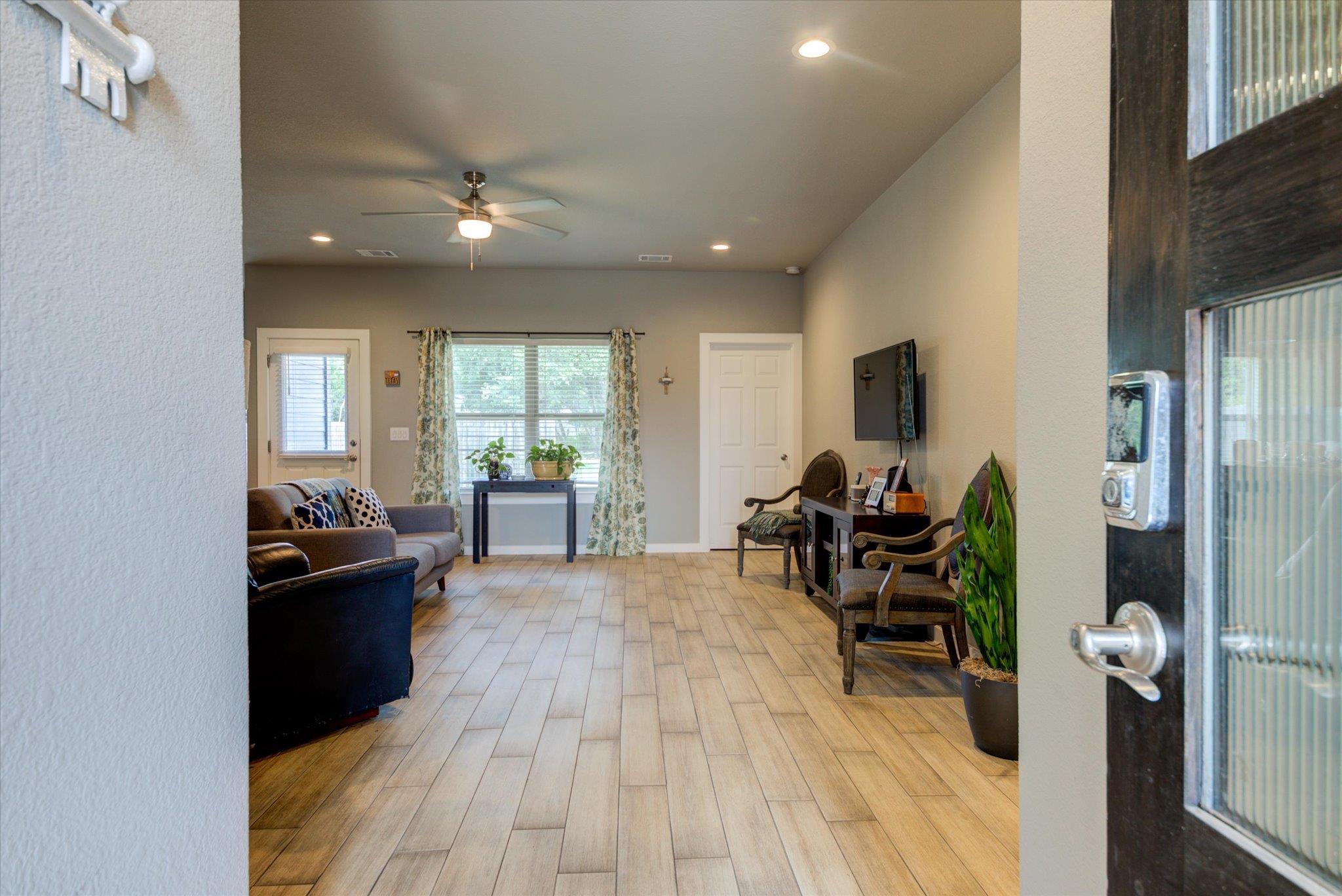 21414 Santa Carlo Ave Property Photo 22