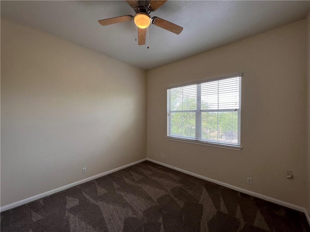 2400 Allred Dr #b Property Photo 10