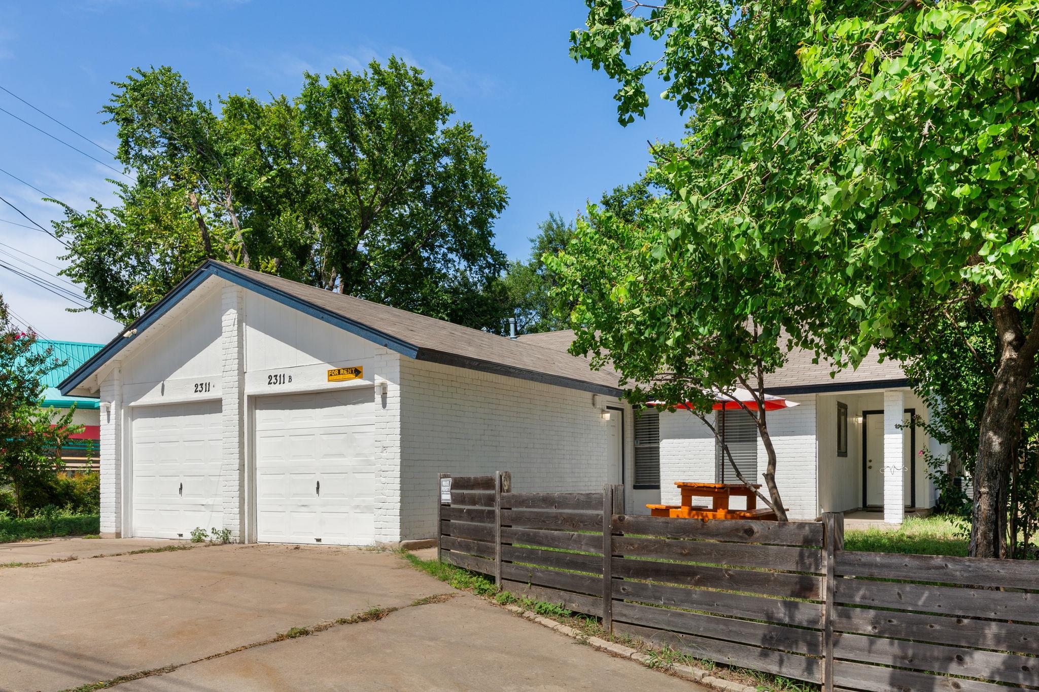 2311 Burleson Rd #b Property Photo 2