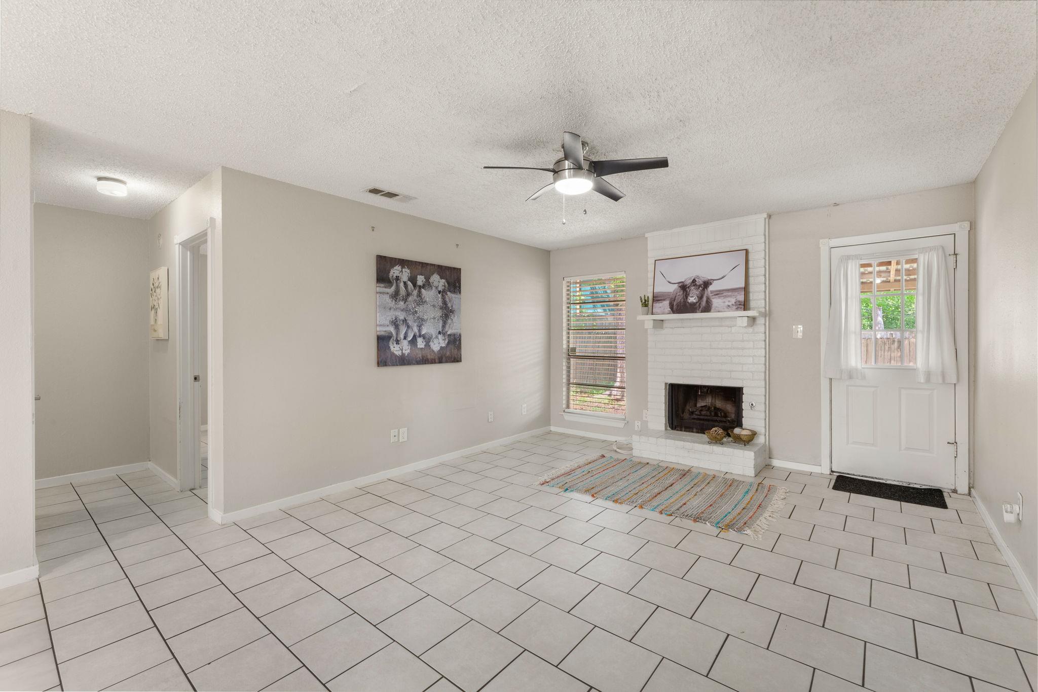 2311 Burleson Rd #b Property Photo 7