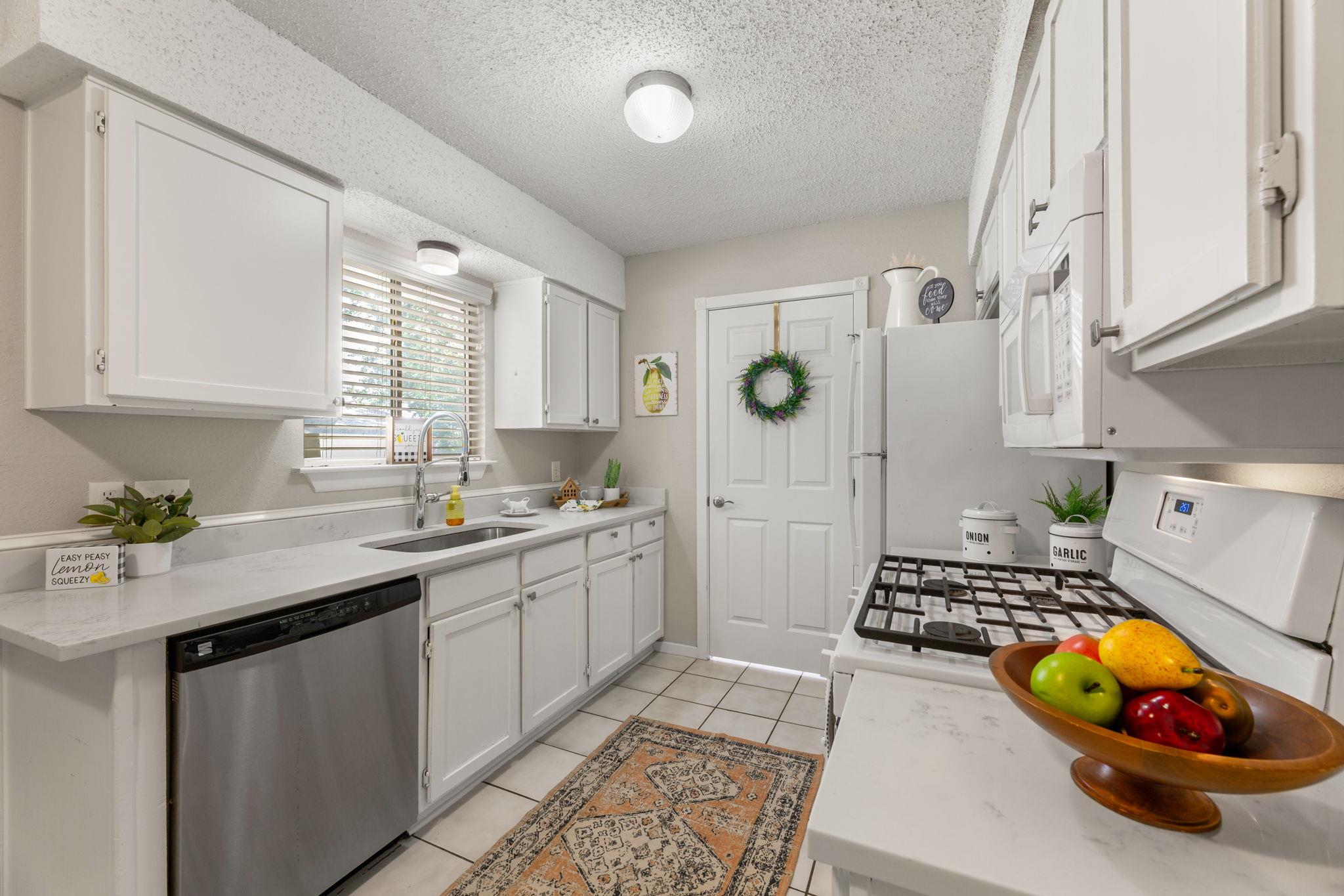 2311 Burleson Rd #b Property Photo 10